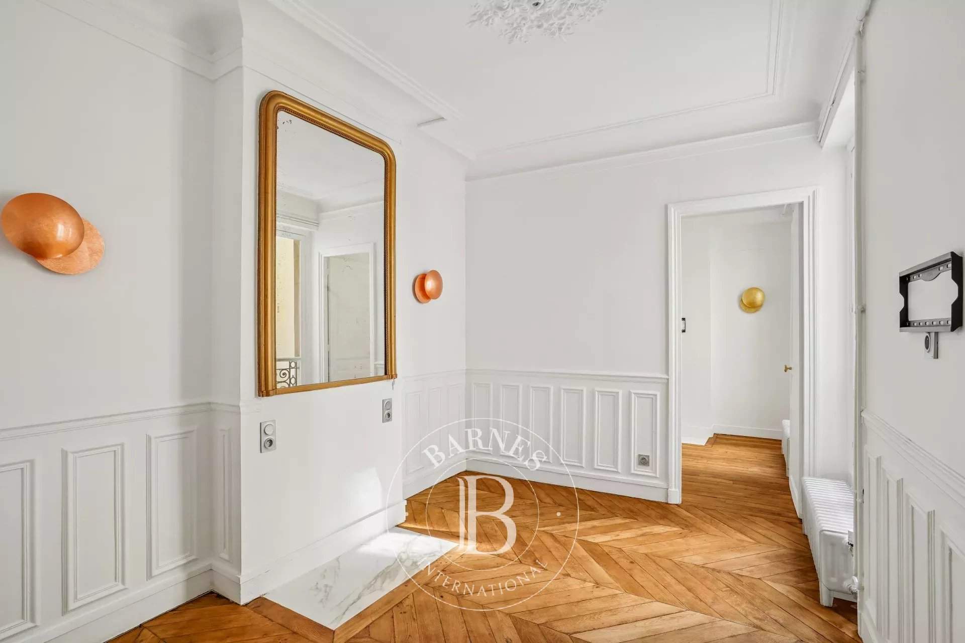 Paris  - Appartement 3 Pi&egrave;ces 2 Chambres - picture 9