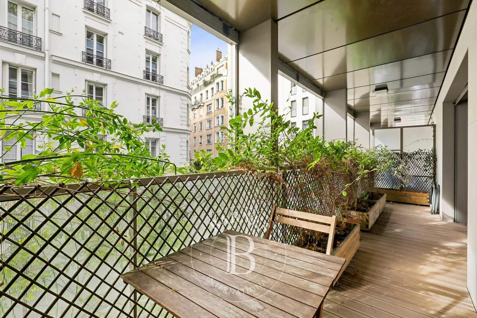 Paris  - Appartement 3 Pi&egrave;ces 2 Chambres - picture 4