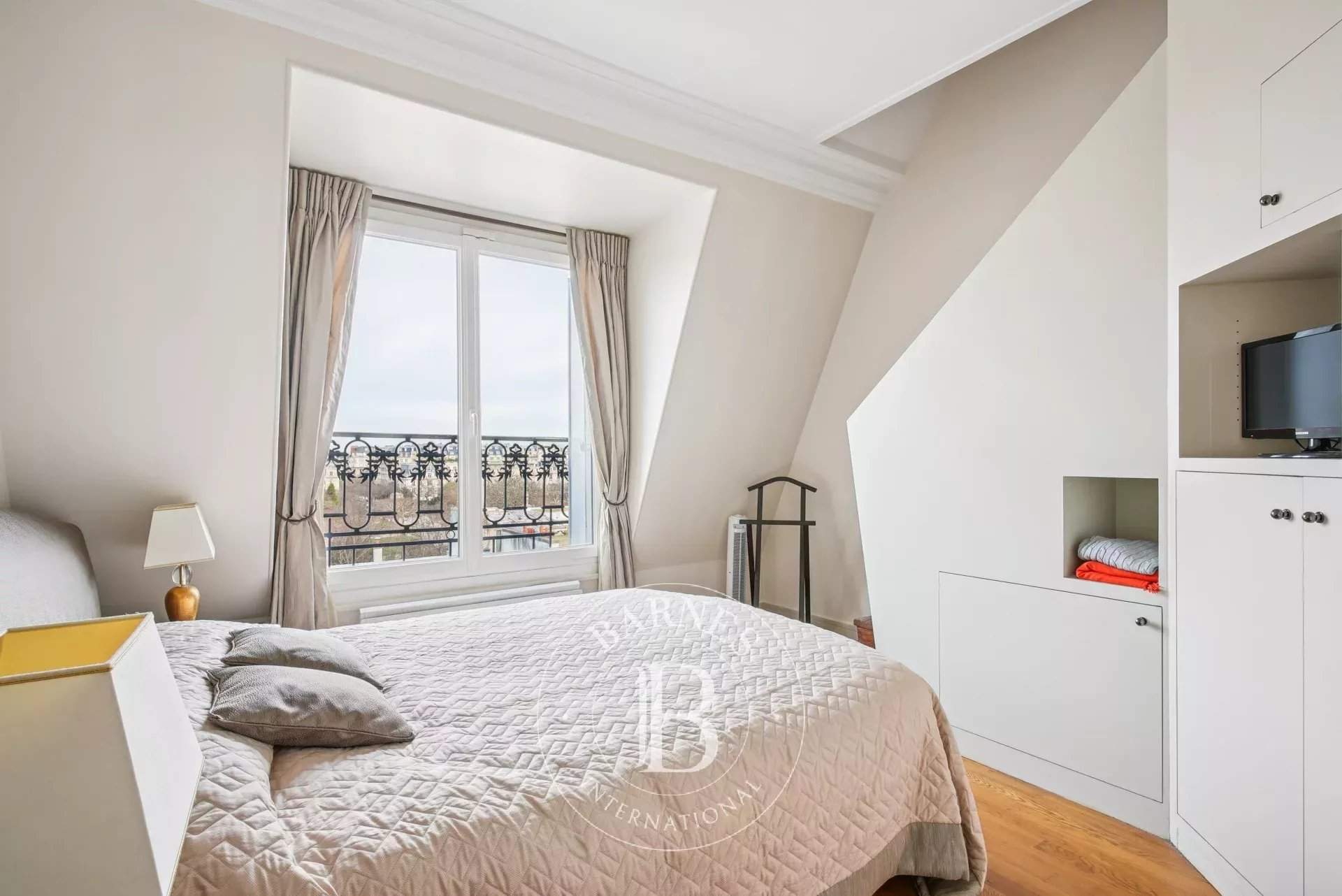 Paris  - Apartment 1 Bedroom - picture 8