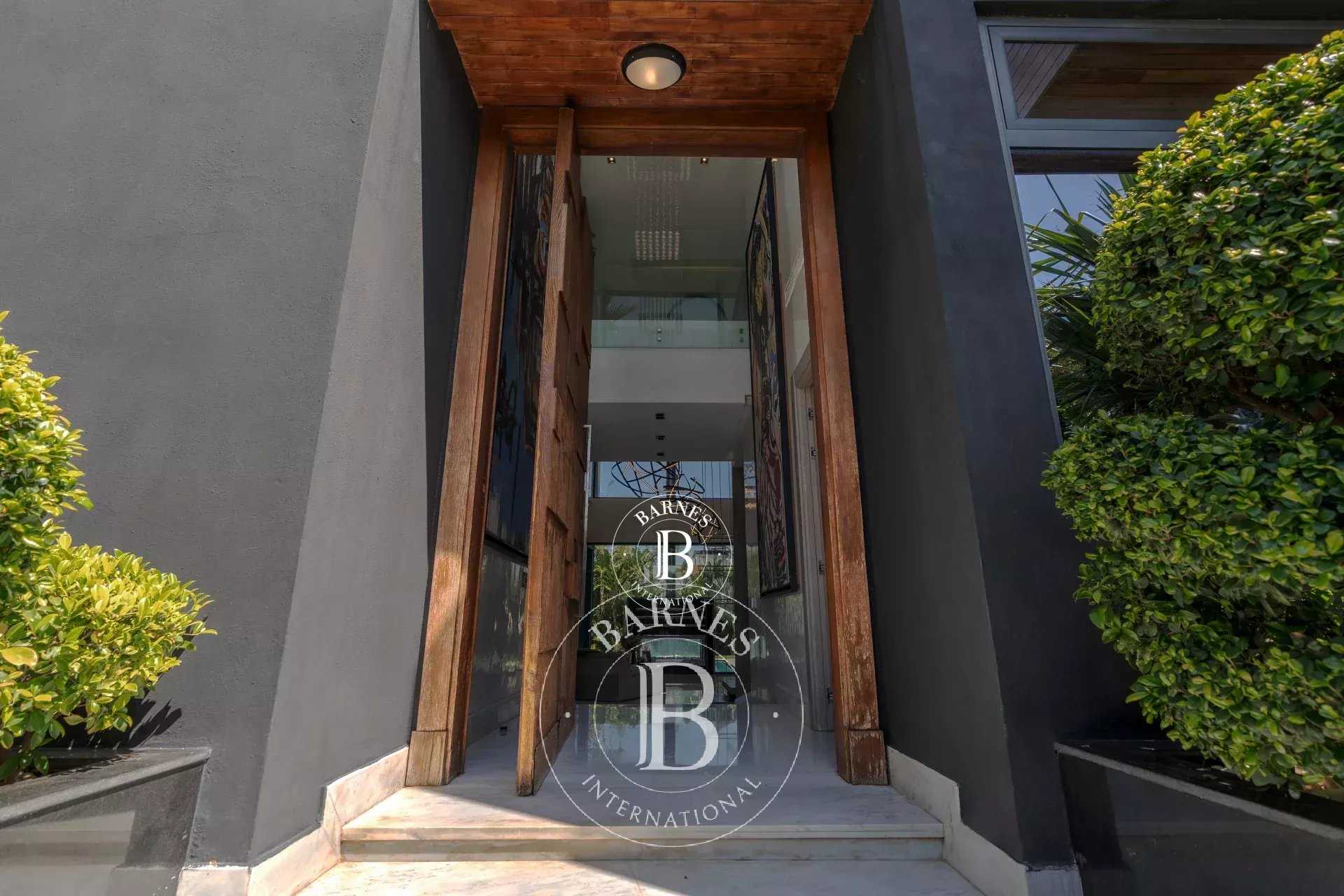 Villa Casablanca  -  ref 85773929 (picture 2)