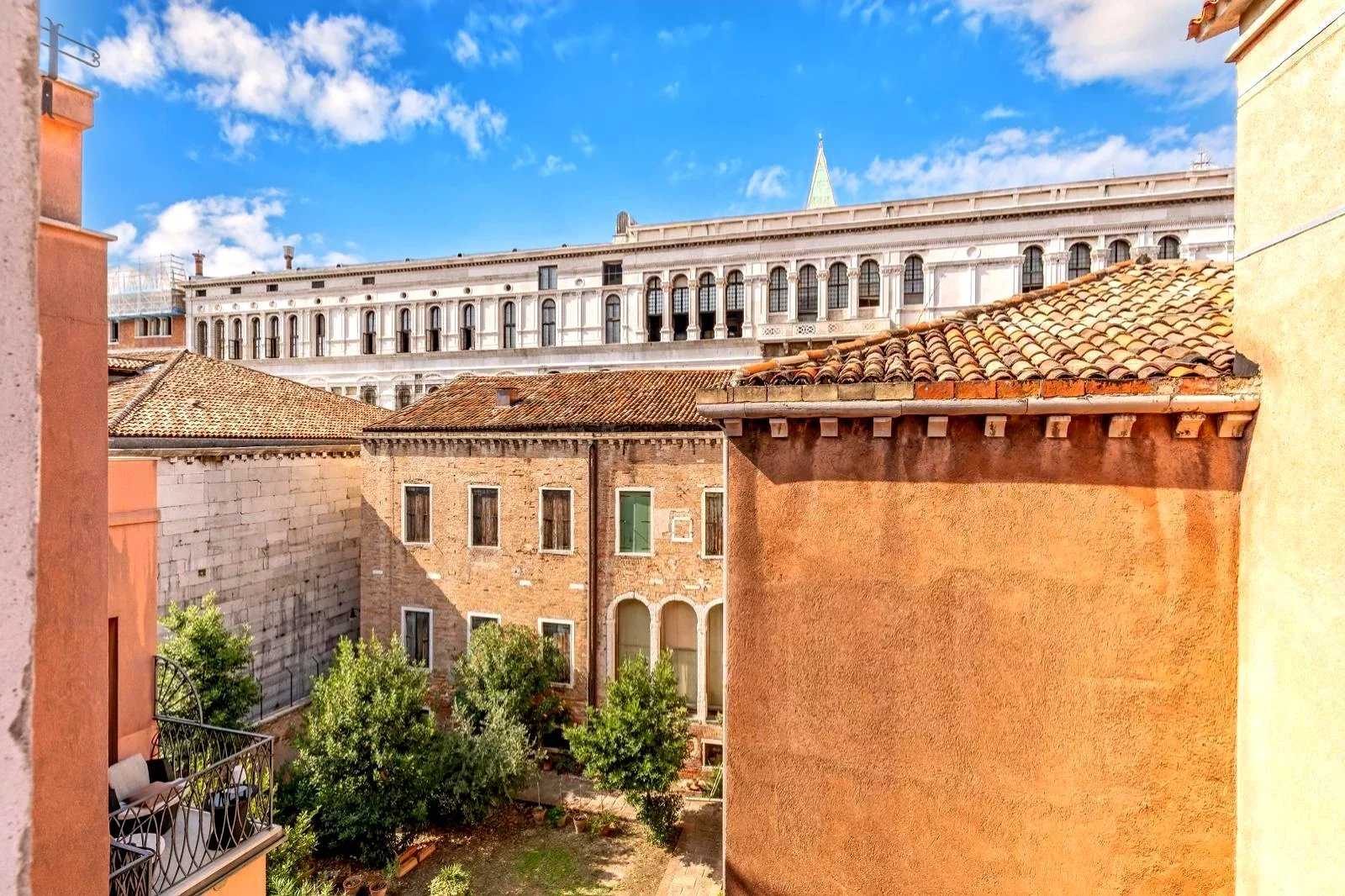 Apartment Venezia  -  ref 85984967 (picture 2)