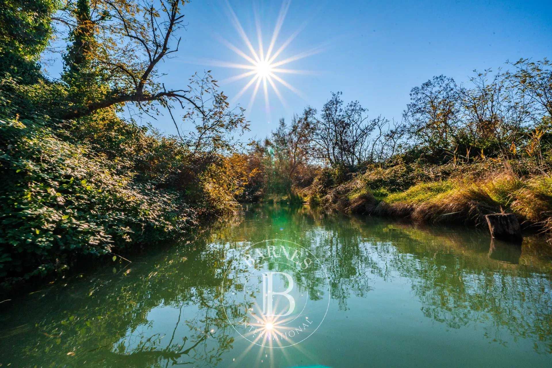 Property Venezia  -  ref 86479596 (picture 1)