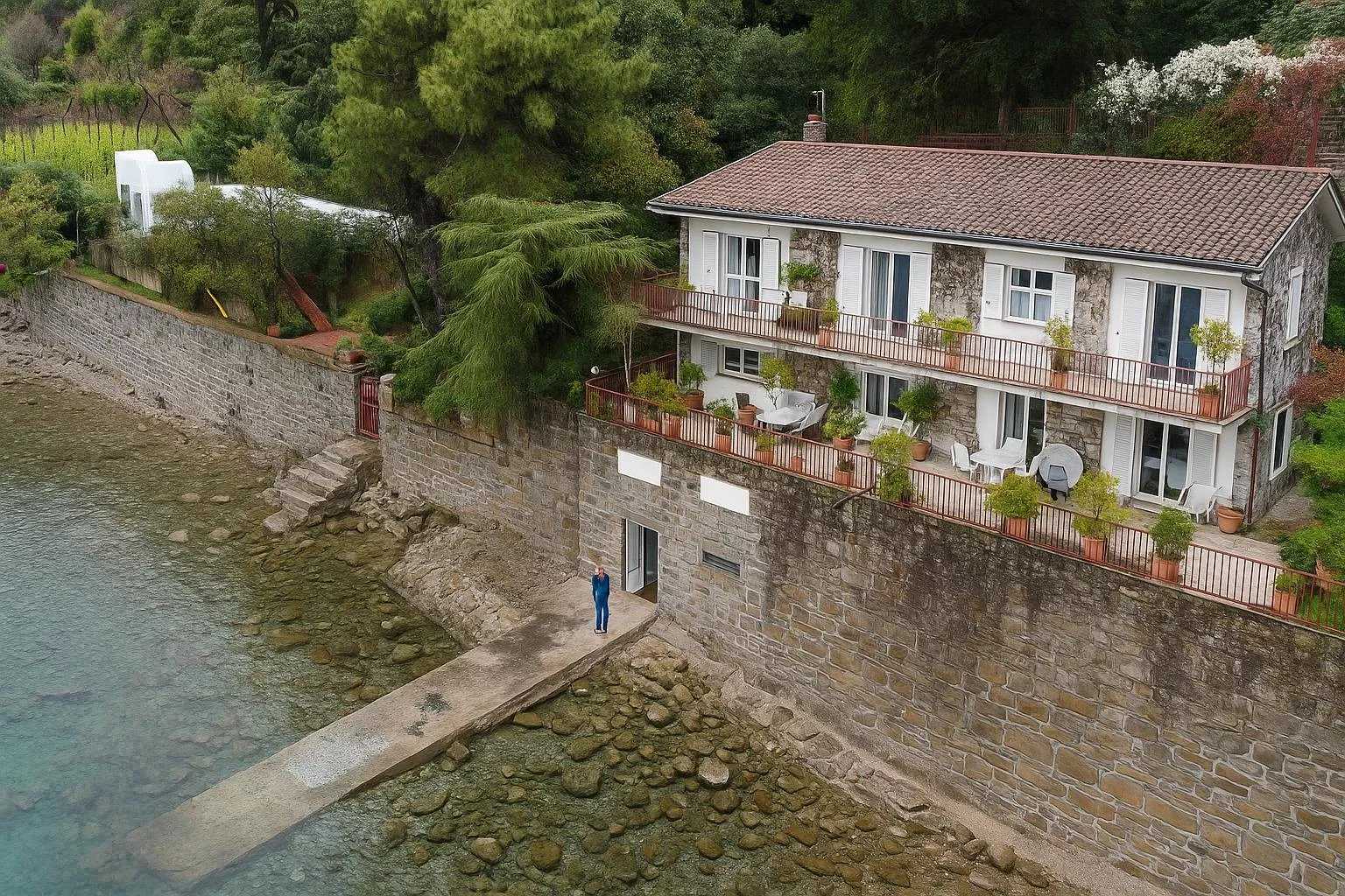 House Trieste  -  ref 85836354 (picture 2)