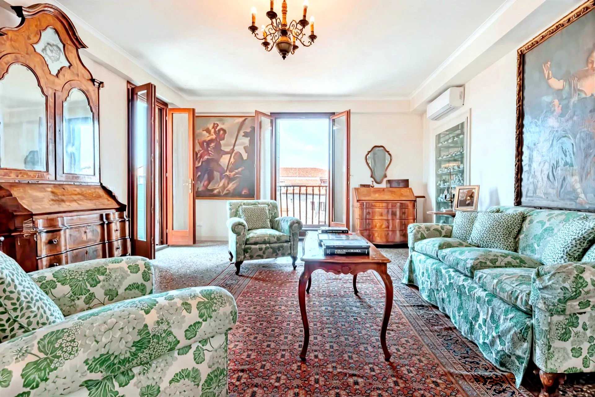 Apartment Venezia  -  ref 85954106 (picture 1)