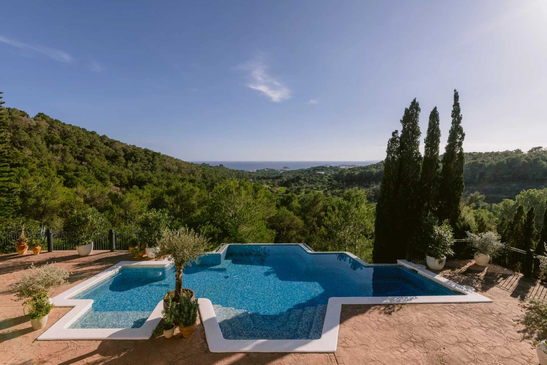 Isla de Ibiza  - Villa 6 Bedrooms