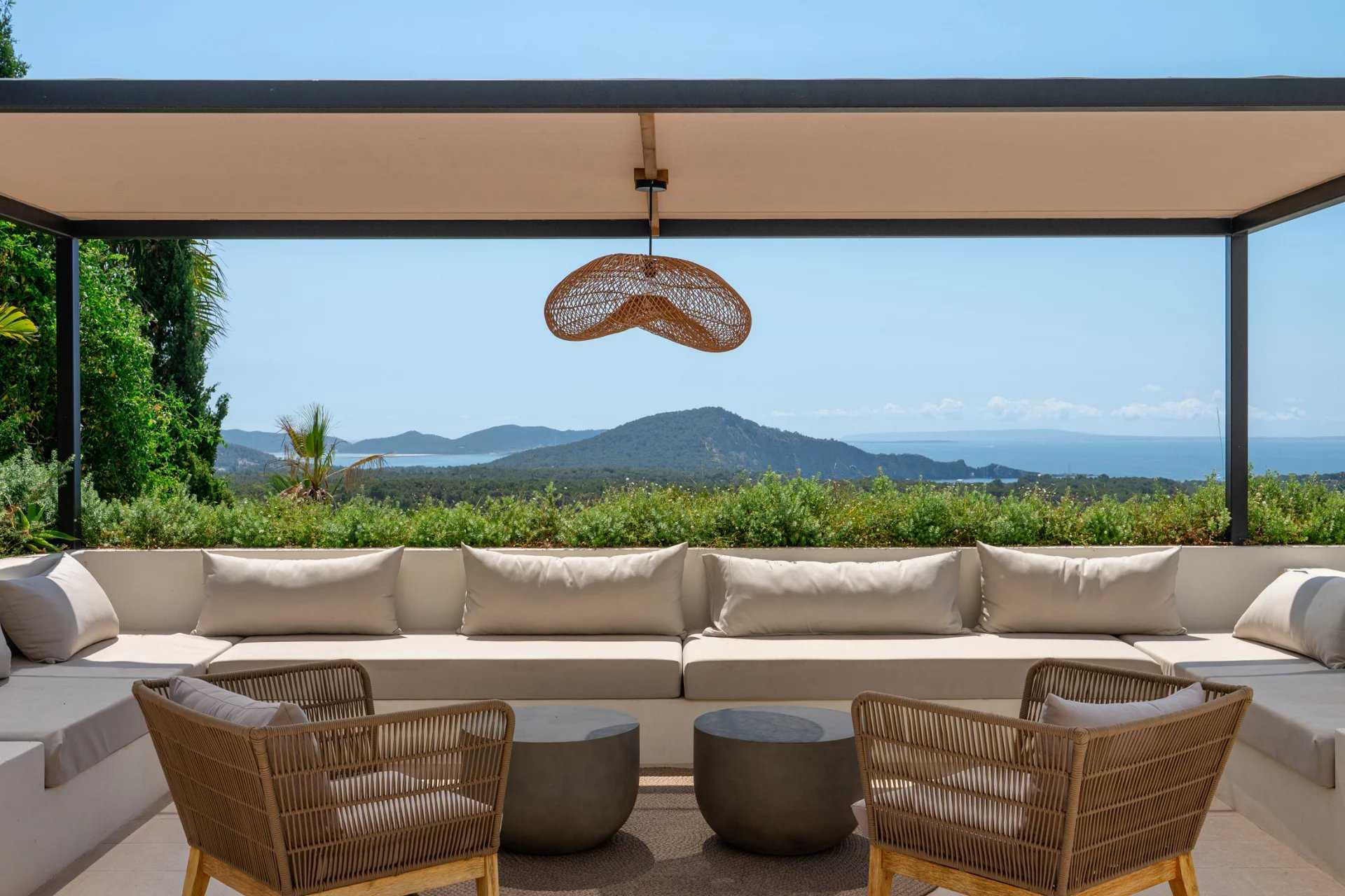 Isla de Ibiza  - Villa 6 Bedrooms