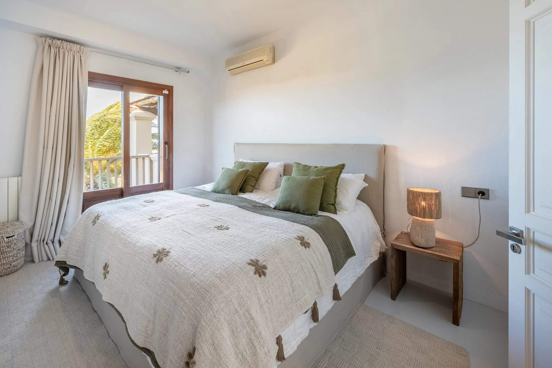 Villa Juliet picture 12