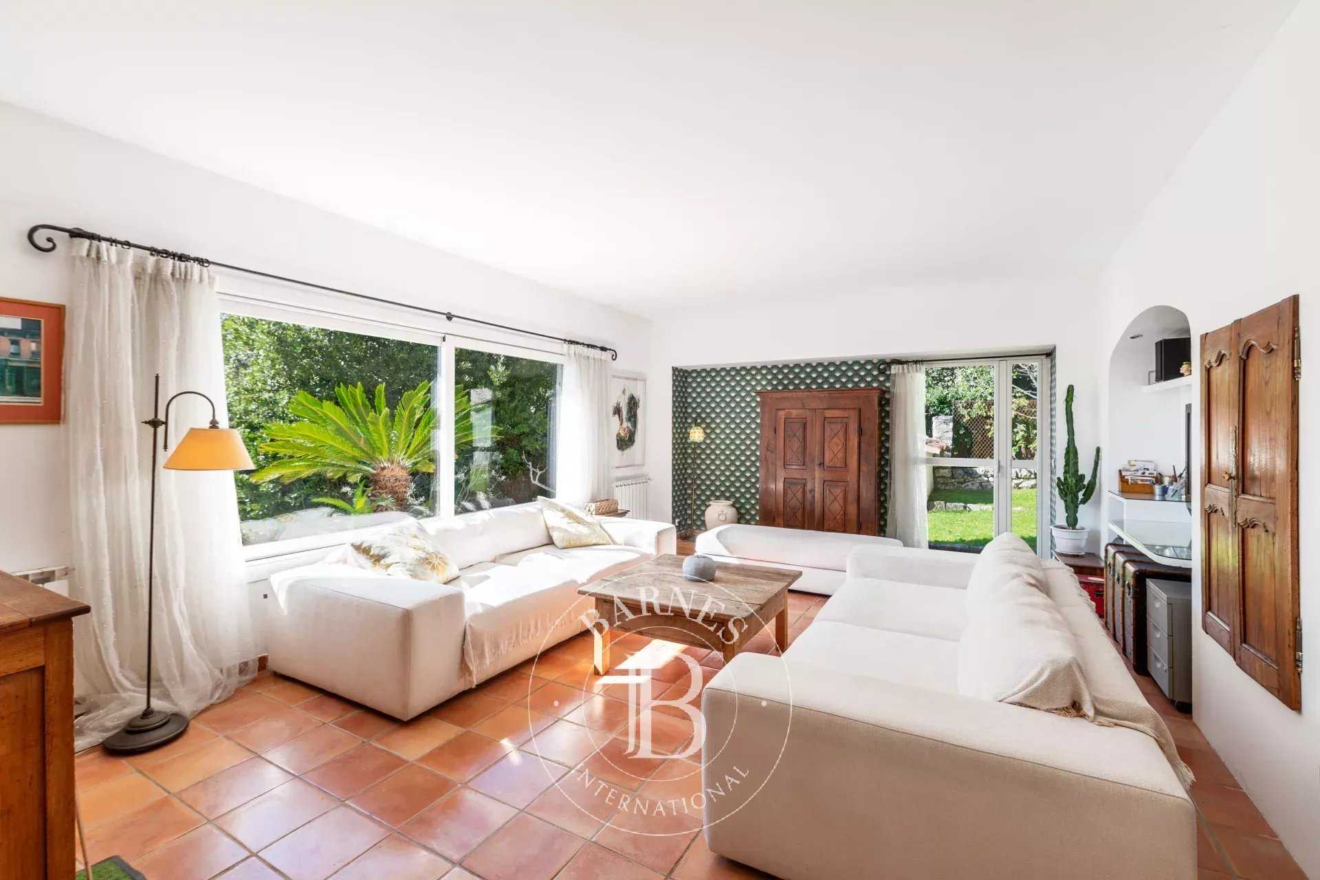 Saint-Paul-de-Vence  - Villa 6 Pi&egrave;ces 4 Chambres