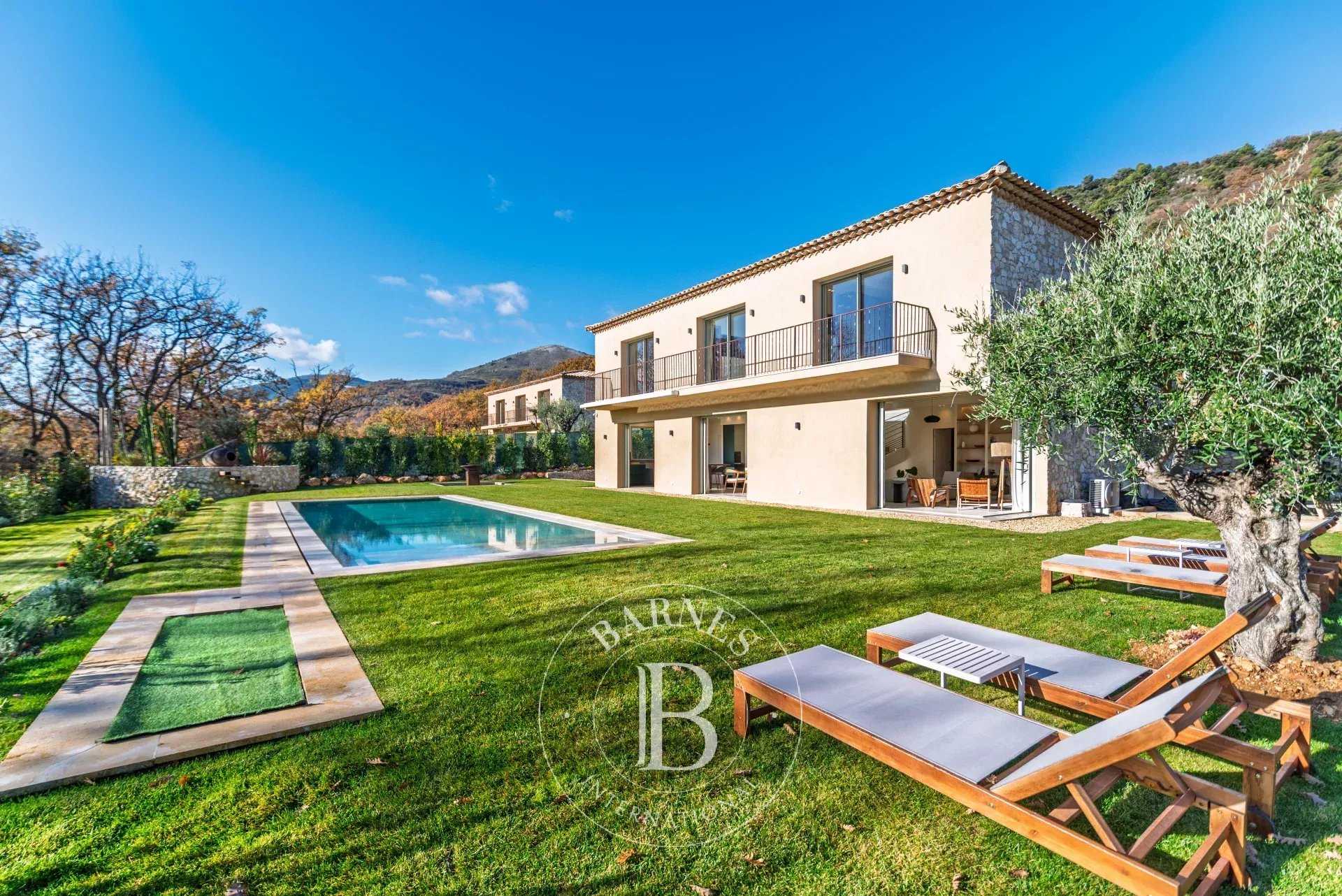 Vence  - Villa 5 Pi&egrave;ces 4 Chambres