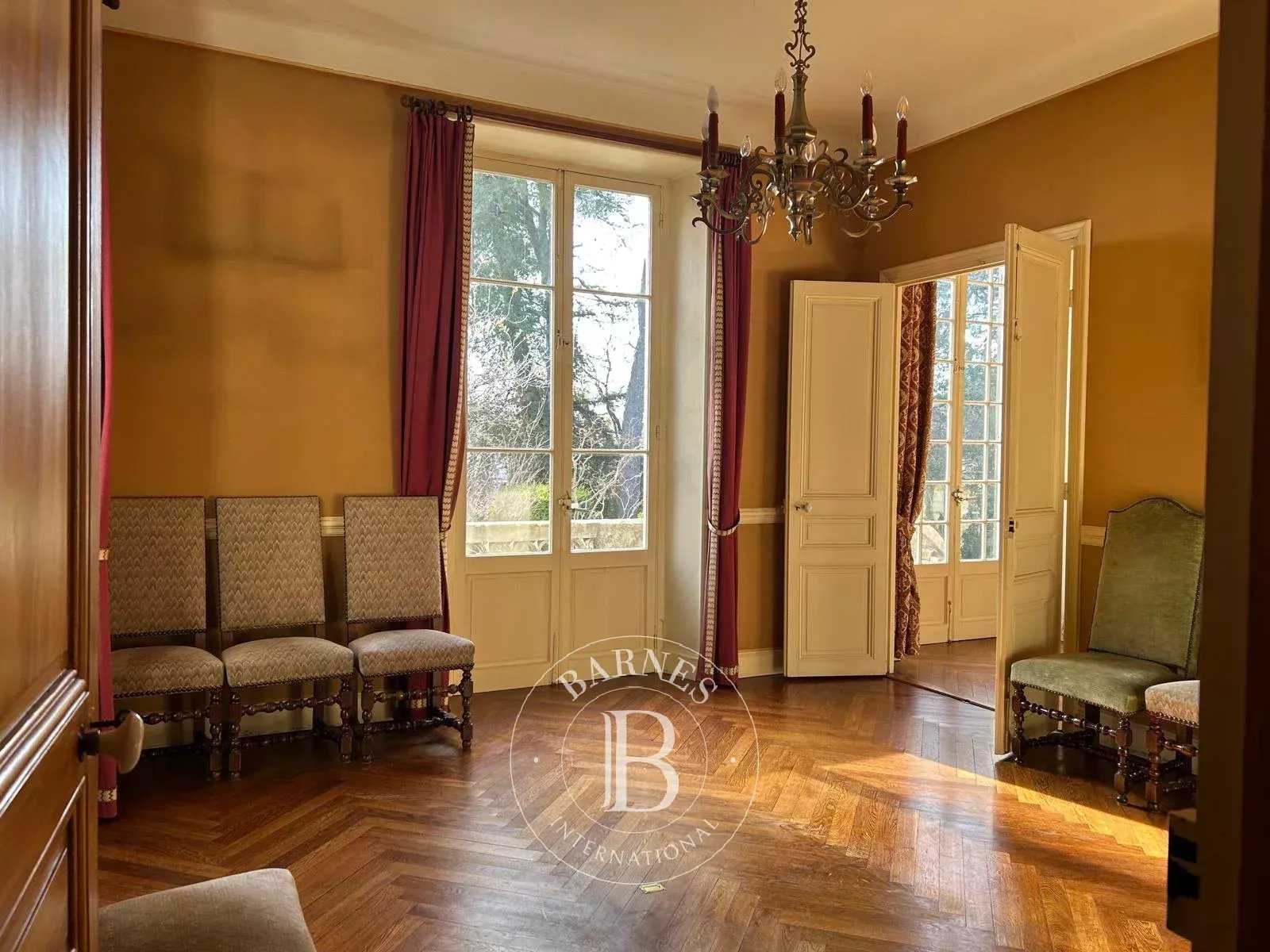 Saint-Paul-de-Vence  - Villa 8 Pi&egrave;ces 4 Chambres