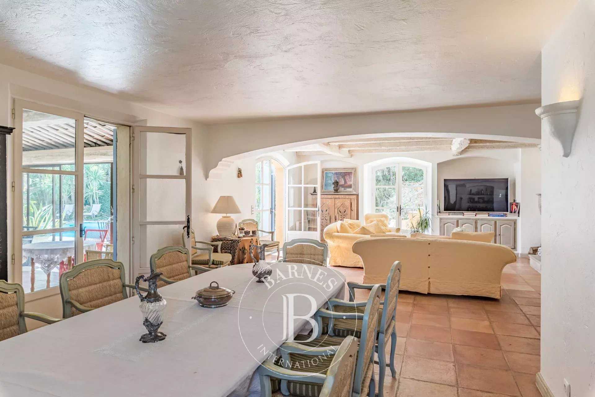 Saint-Paul-de-Vence  - Villa 5 Bedrooms