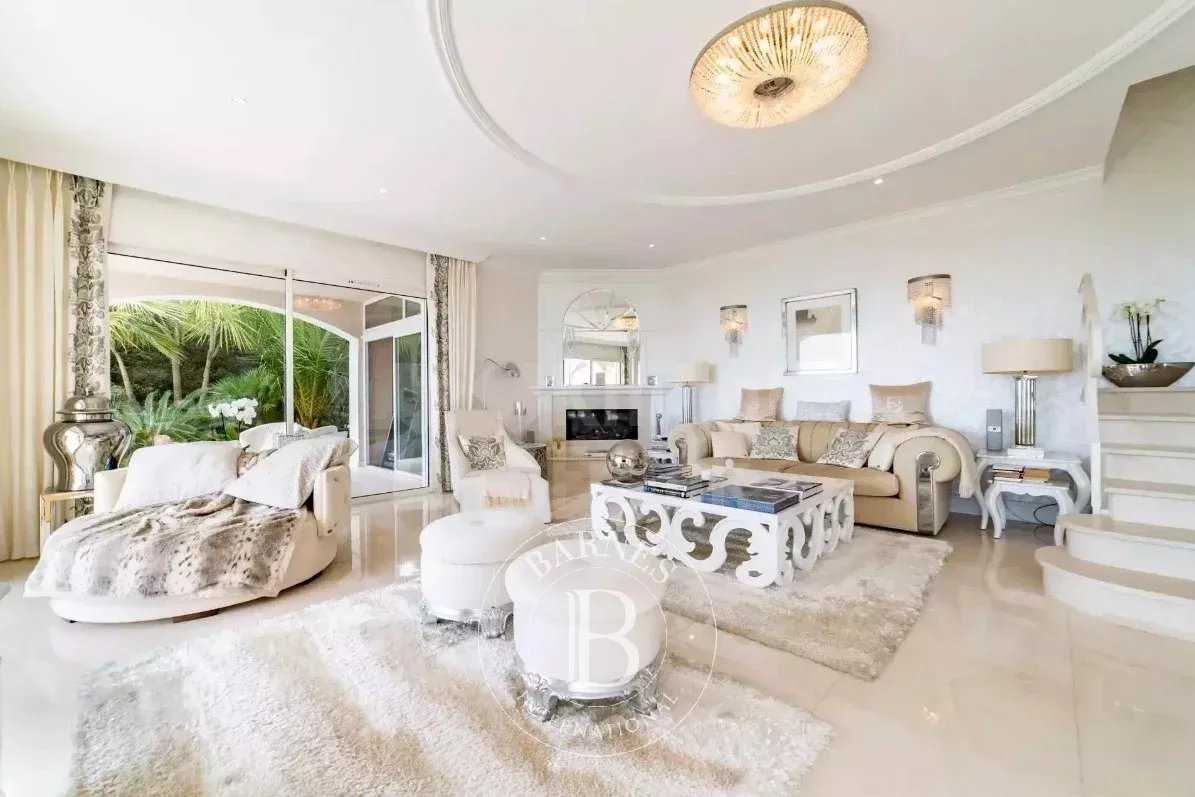 Tourrettes-sur-Loup  - Villa 3 Bedrooms