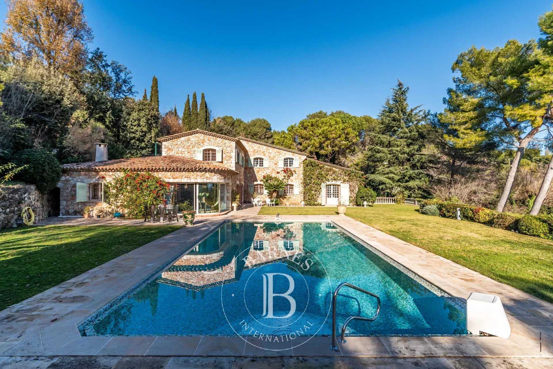 La Colle-sur-Loup  - Villa 5 Bedrooms