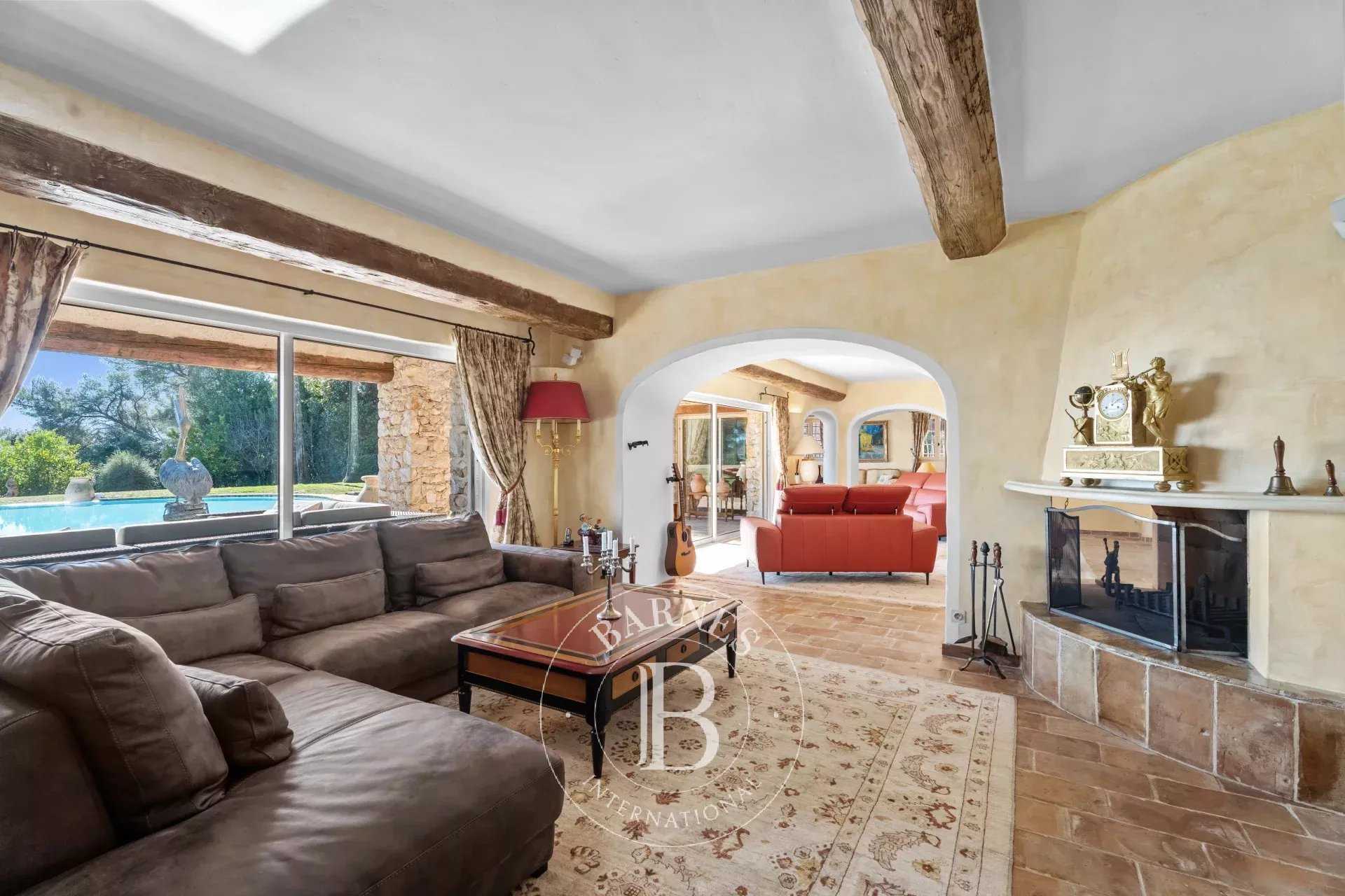 La Colle-sur-Loup  - Villa 20 Pi&egrave;ces 9 Chambres