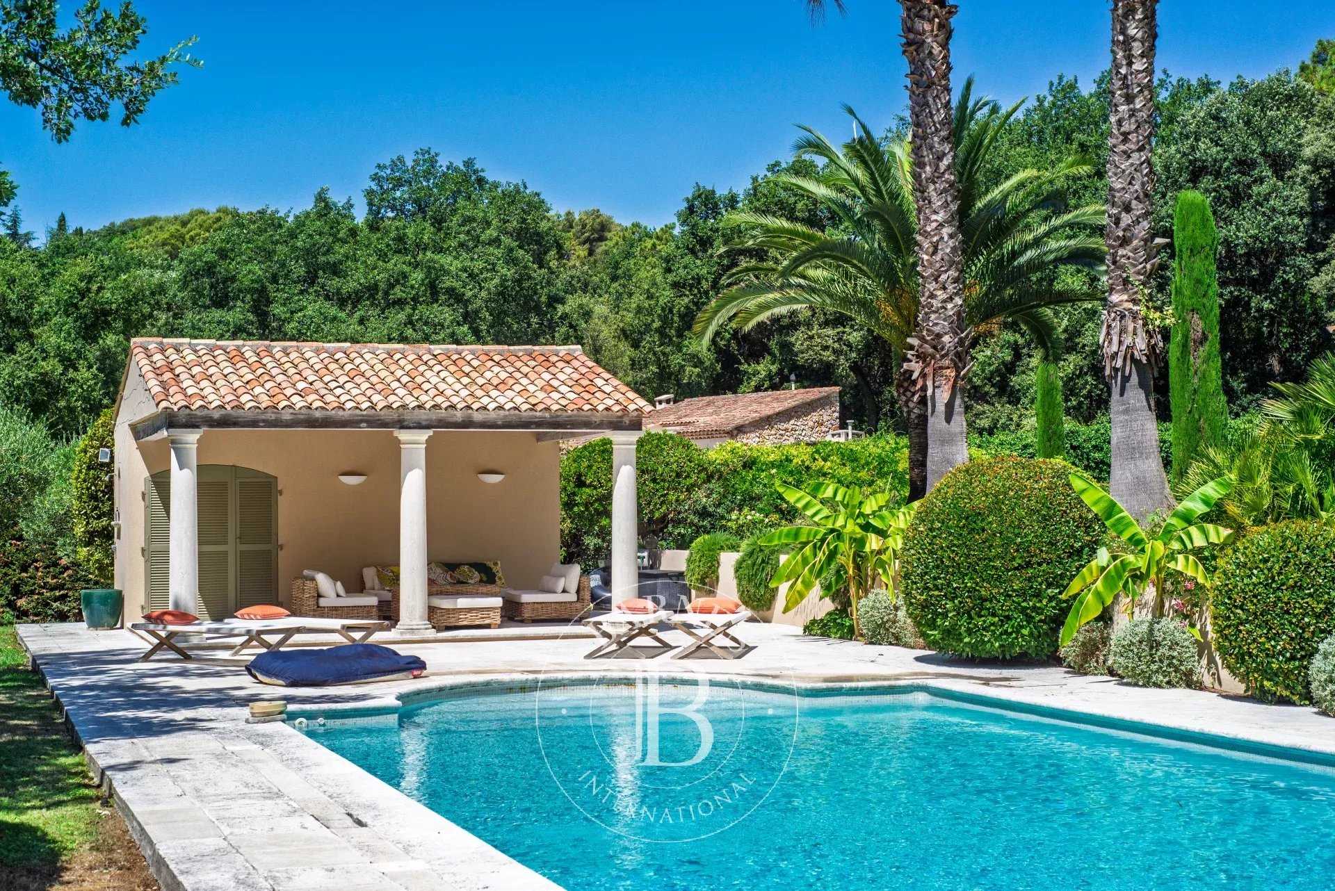 La Colle-sur-Loup  - Villa 4 Bedrooms