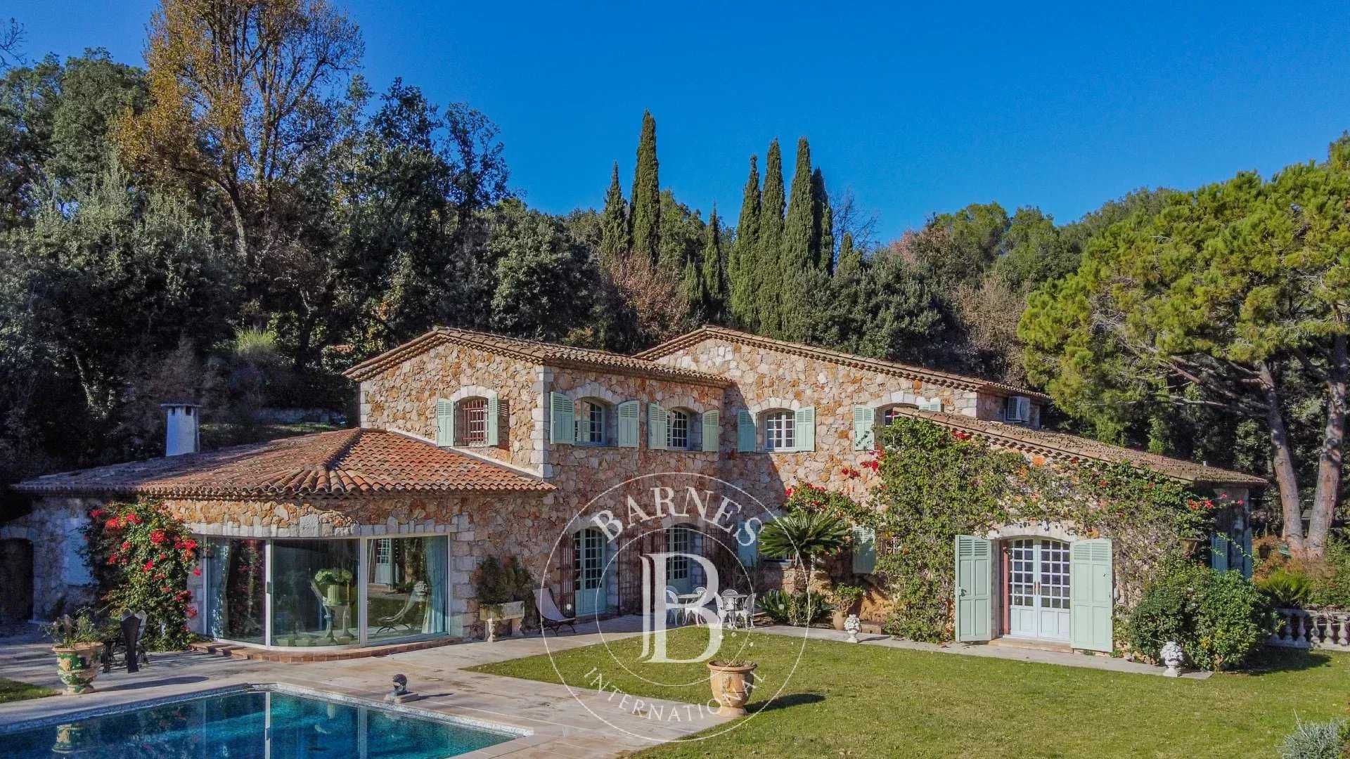 La Colle-sur-Loup  - Villa 5 Bedrooms