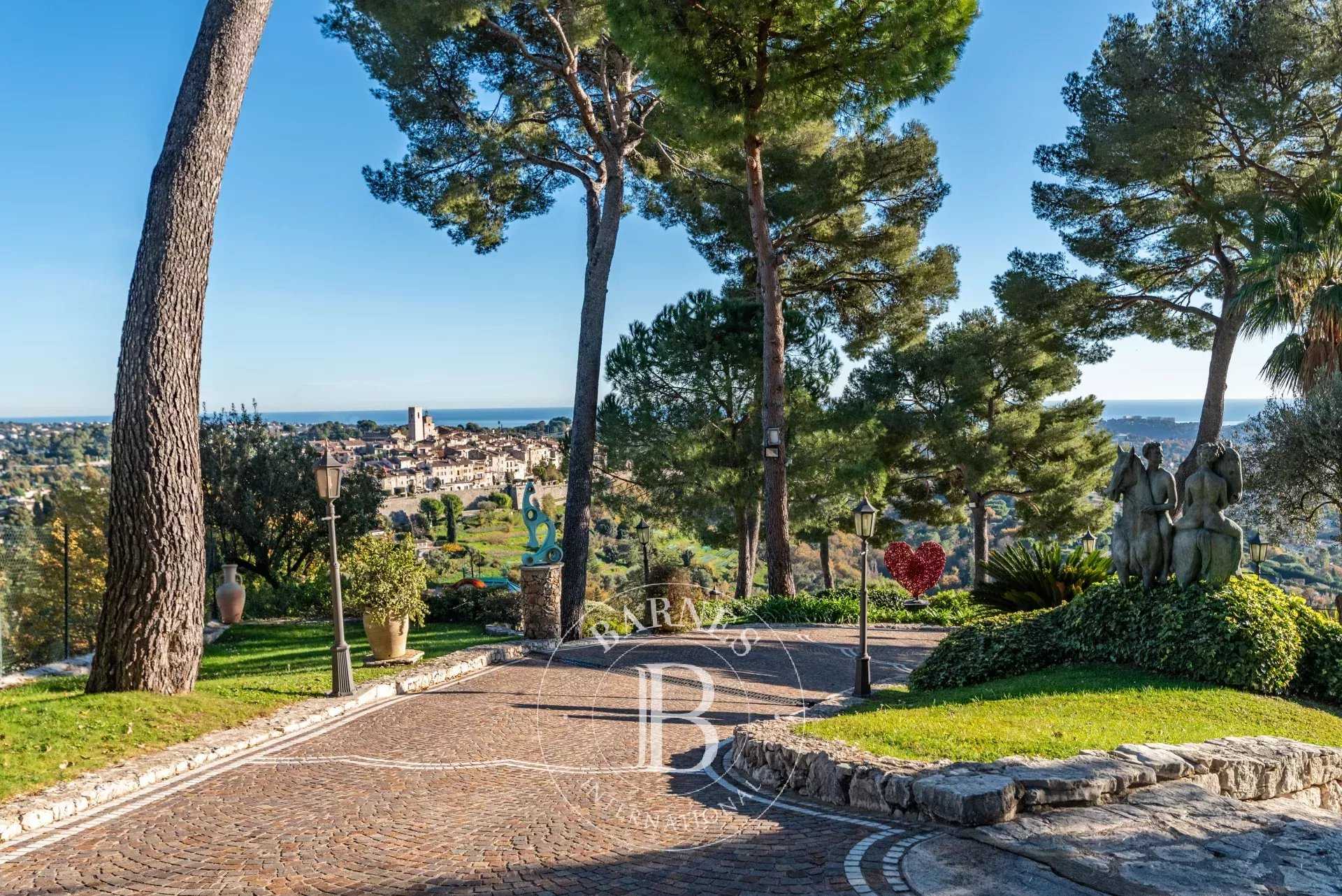 Saint-Paul-de-Vence  - Propriété 15 Pi&egrave;ces 7 Chambres