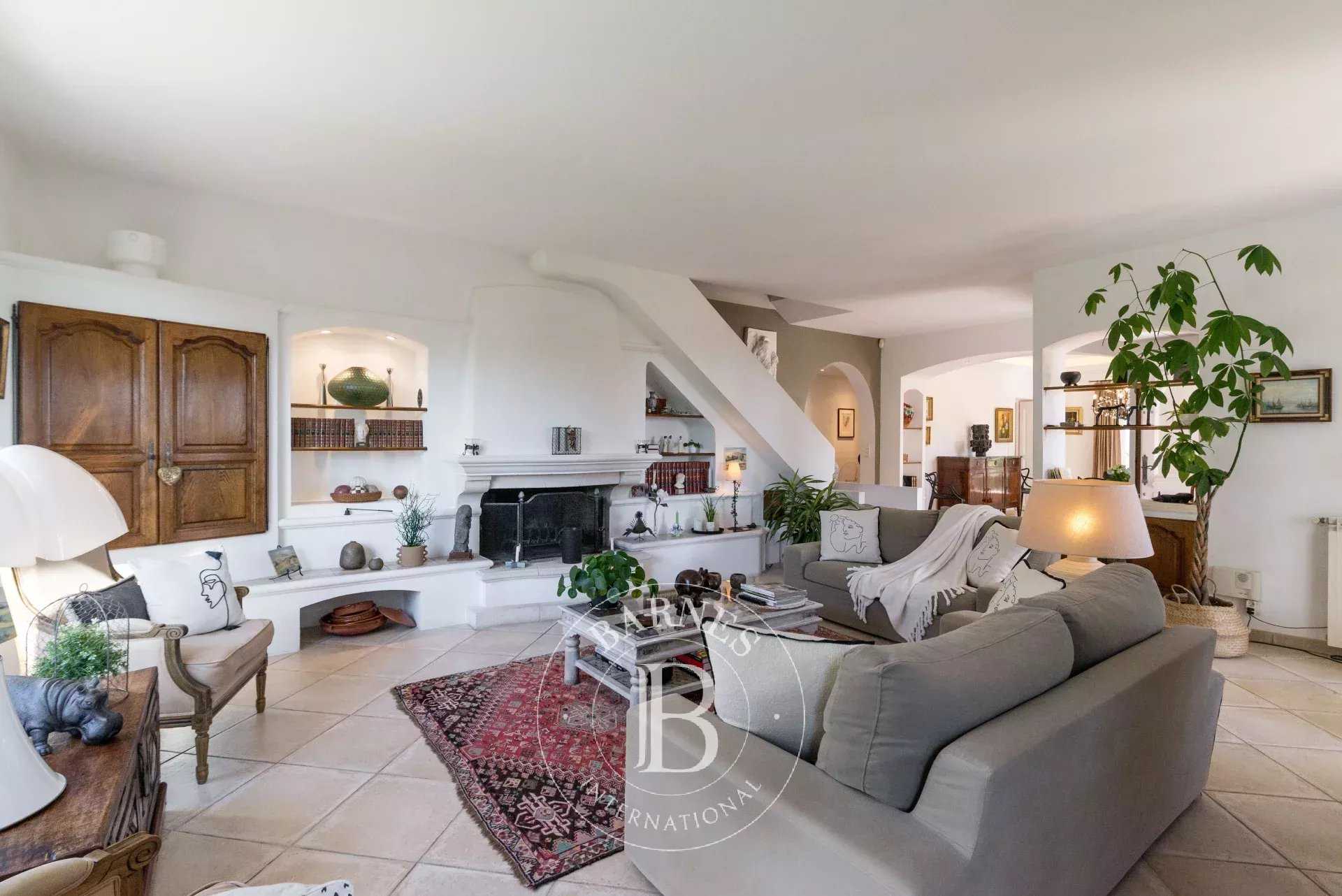Saint-Paul-de-Vence  - Villa 4 Bedrooms