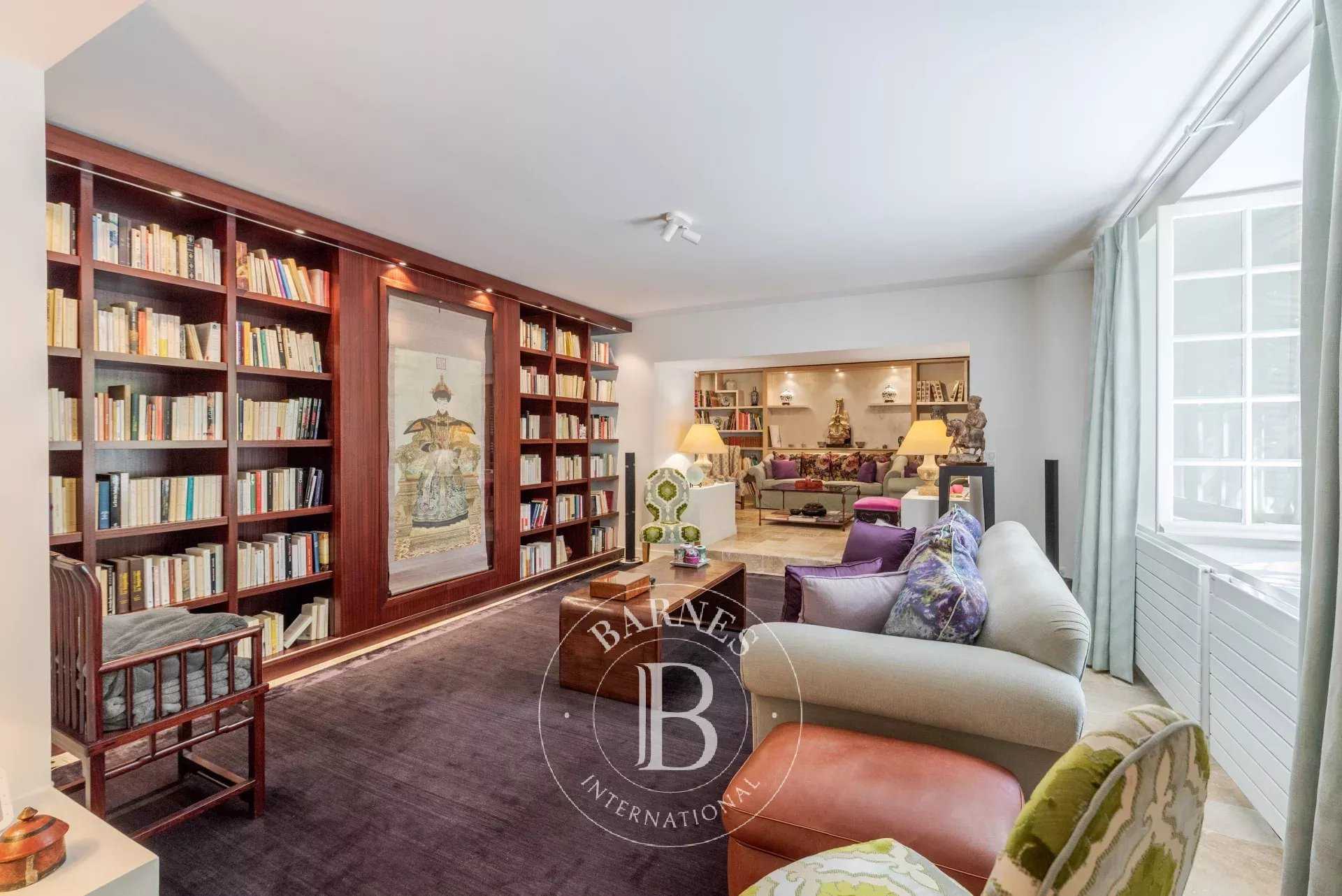 Vence  - Villa 9 Bedrooms