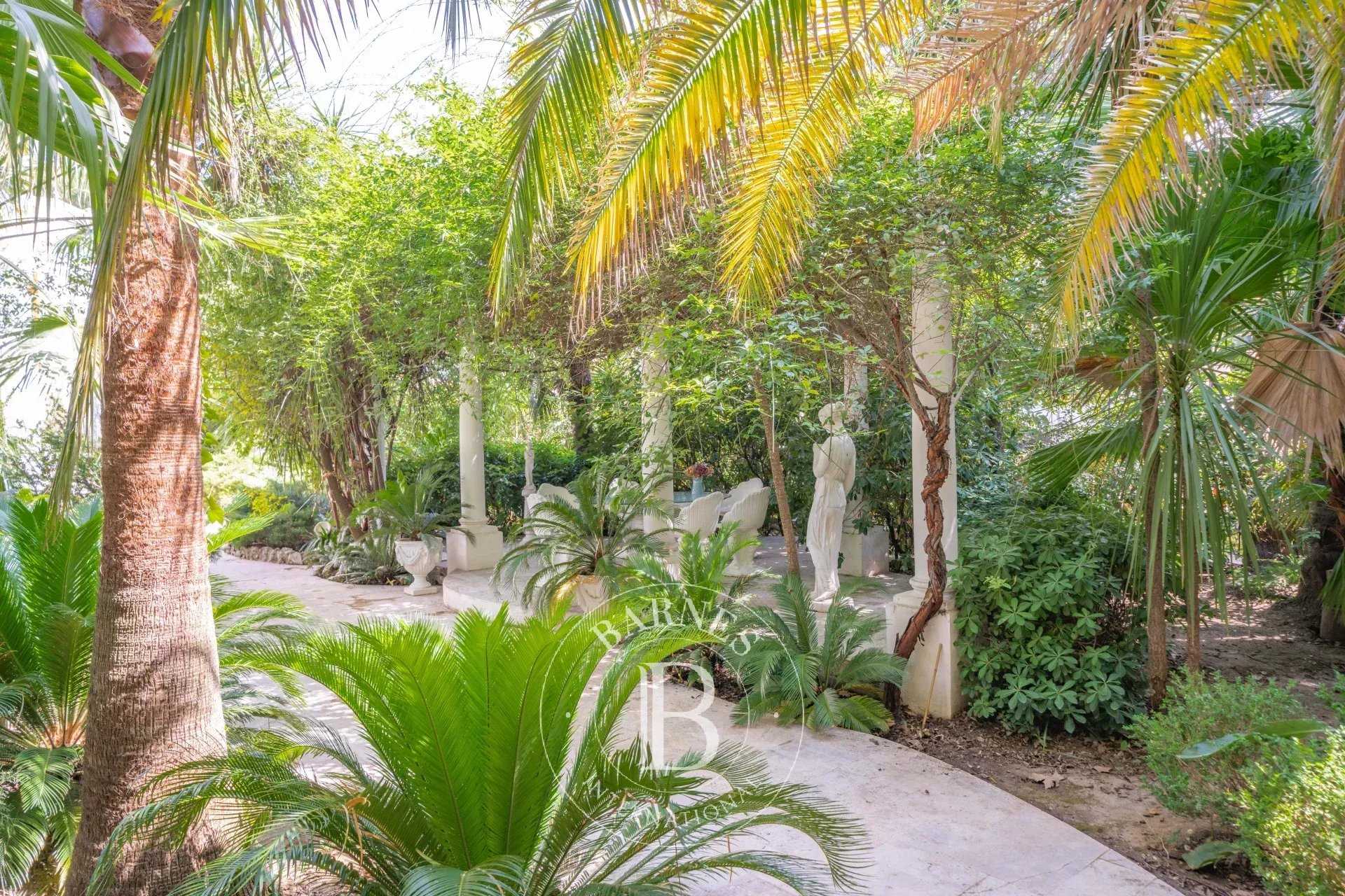 Cagnes-sur-Mer  - Villa 7 Pi&egrave;ces 5 Chambres