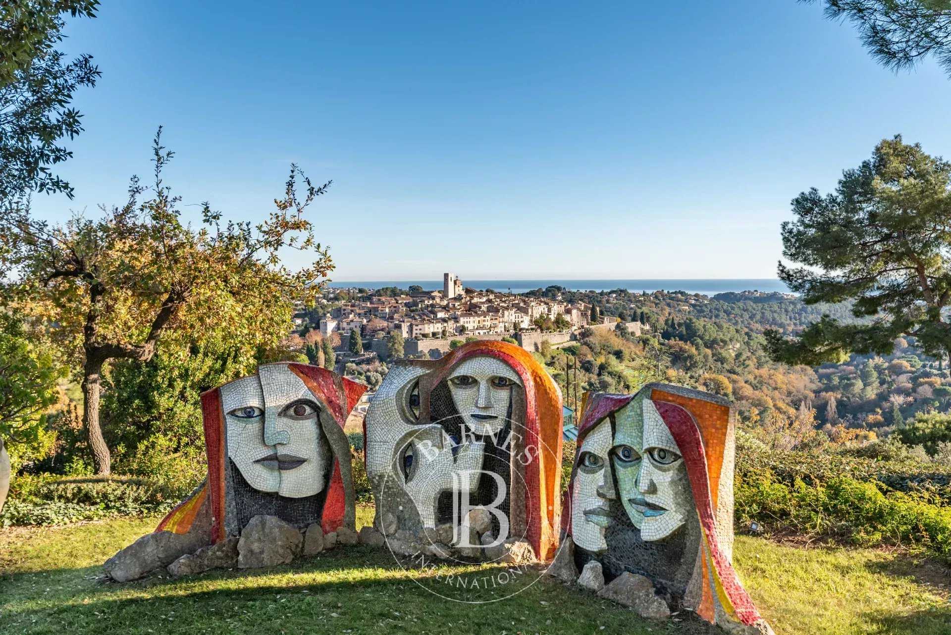 Saint-Paul-de-Vence  - Propriété 15 Pi&egrave;ces 7 Chambres