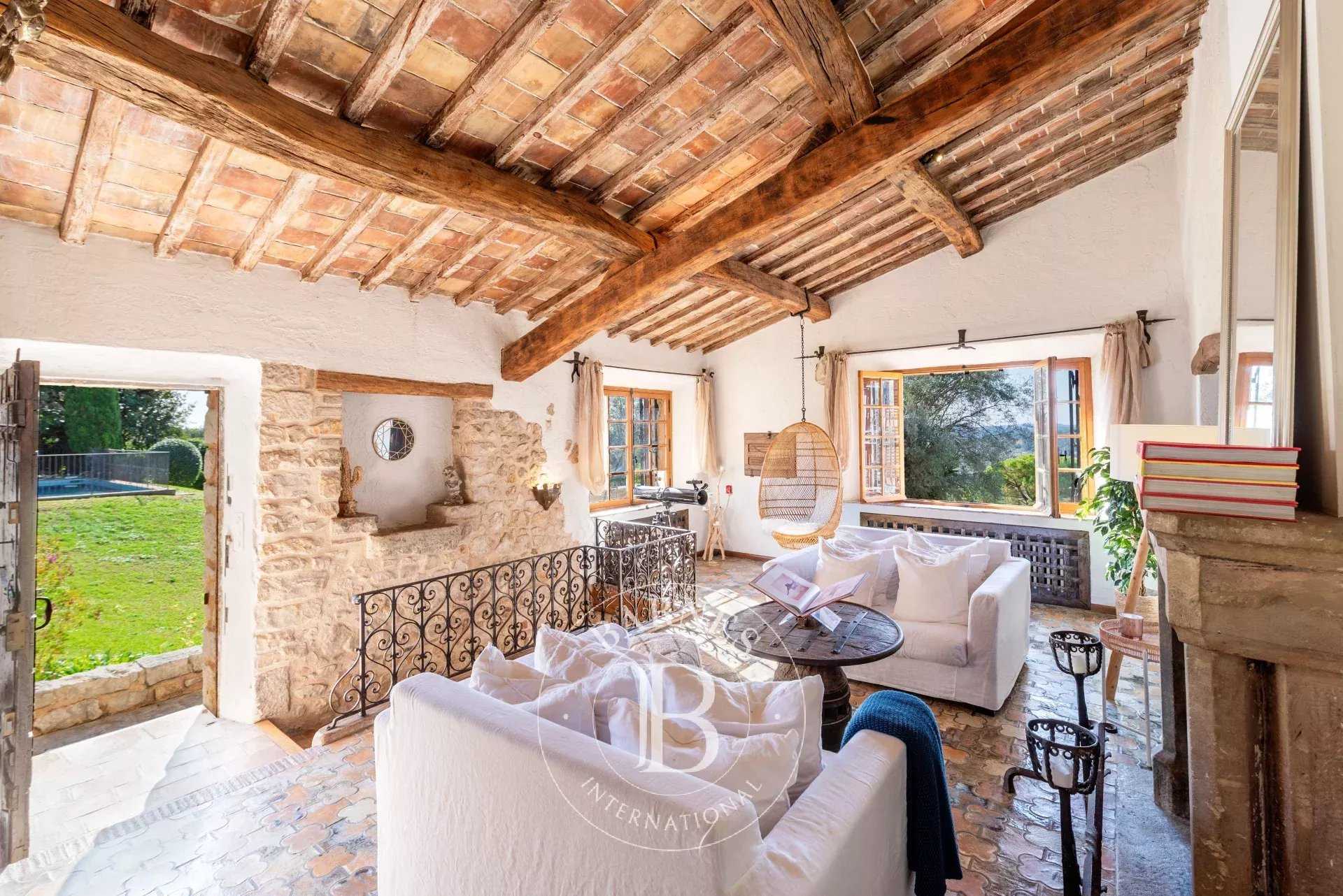 Saint-Paul-de-Vence  - Villa 6 Bedrooms