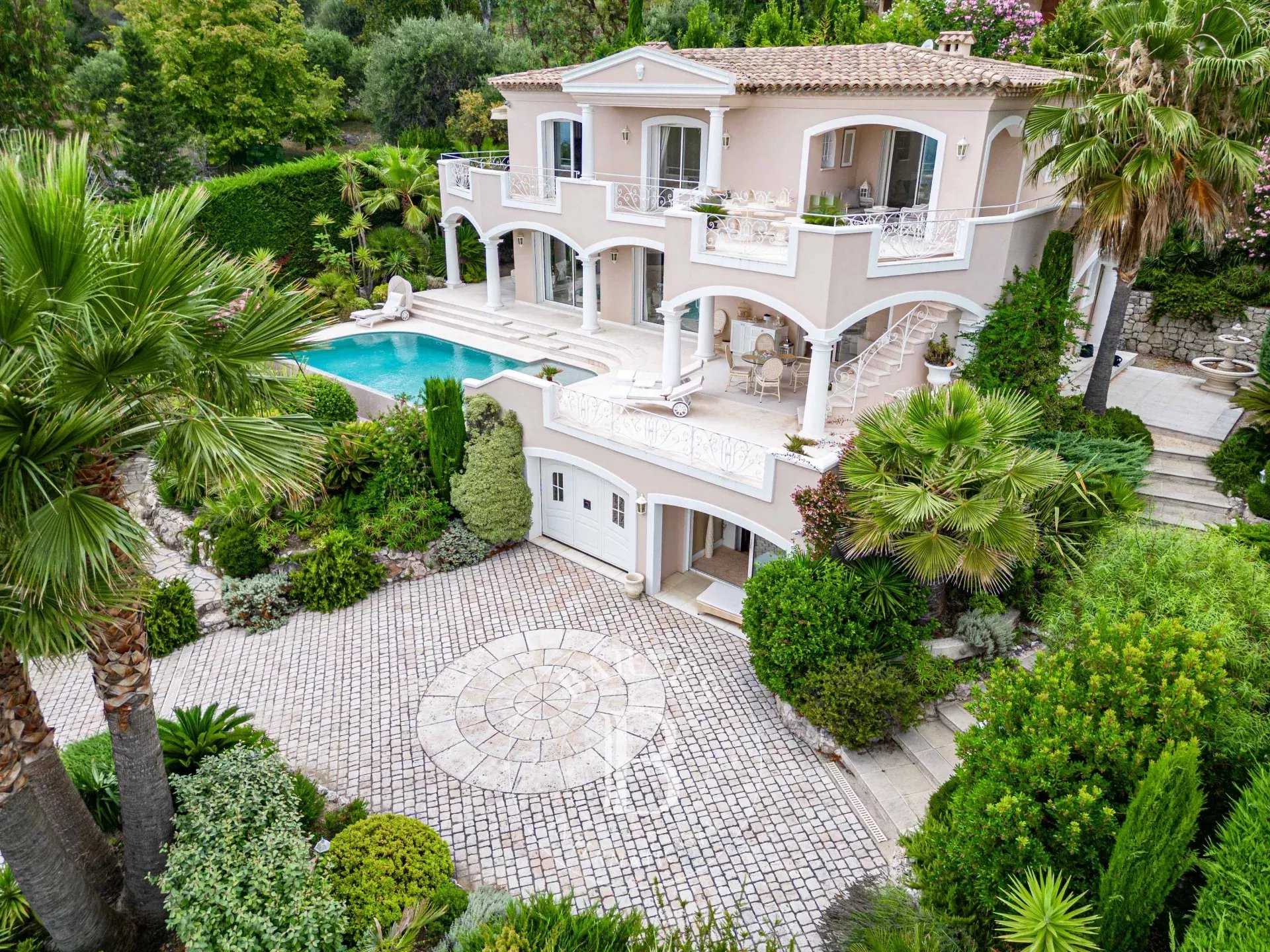 Tourrettes-sur-Loup  - Villa 3 Bedrooms