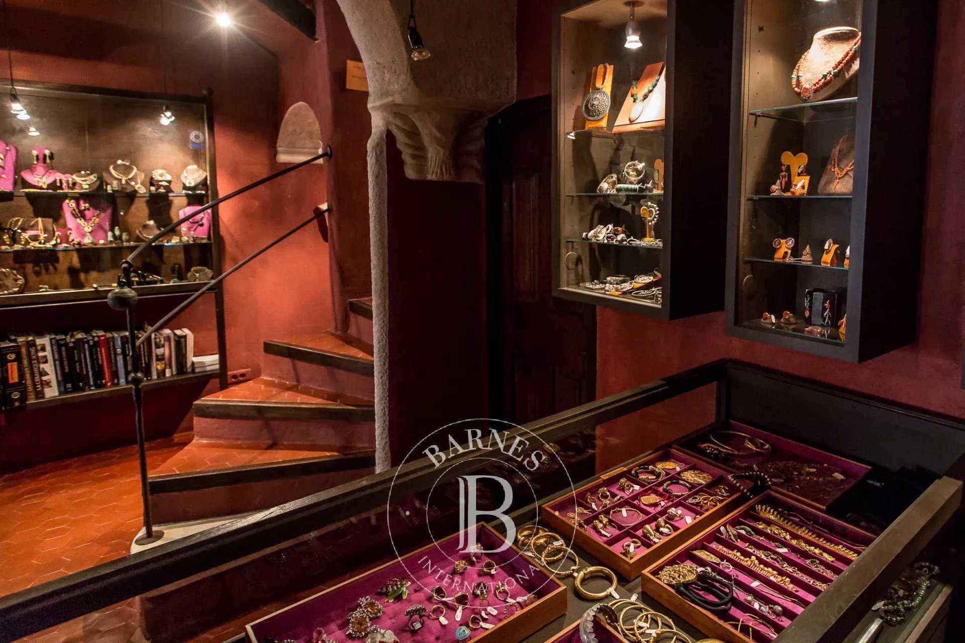 Saint-Paul-de-Vence  - Village house 