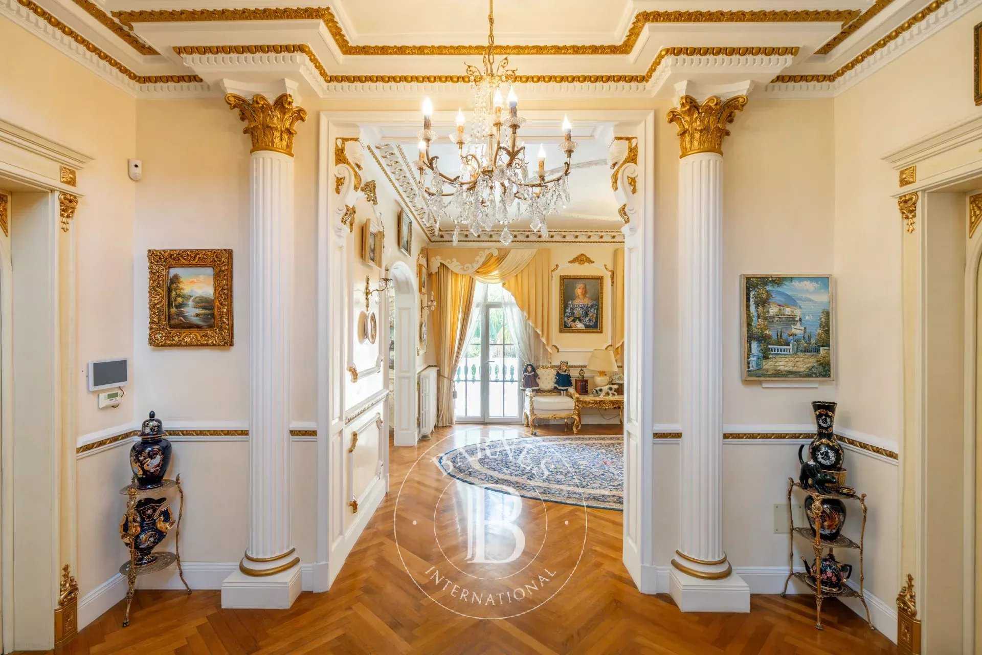 Cagnes-sur-Mer  - Villa 7 Pi&egrave;ces 5 Chambres