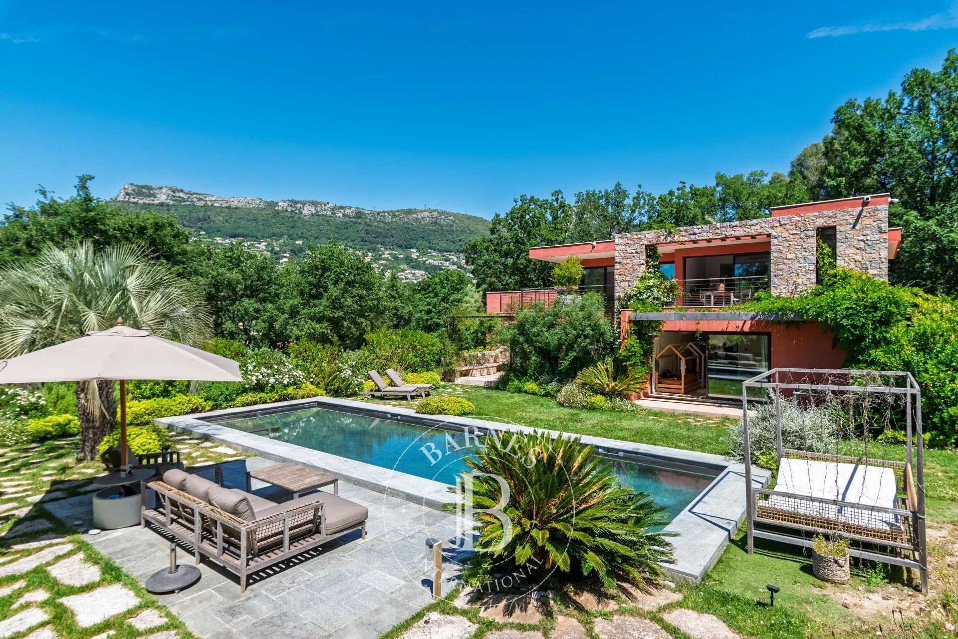 Villa Vence  -  ref 85976337 (picture 1)