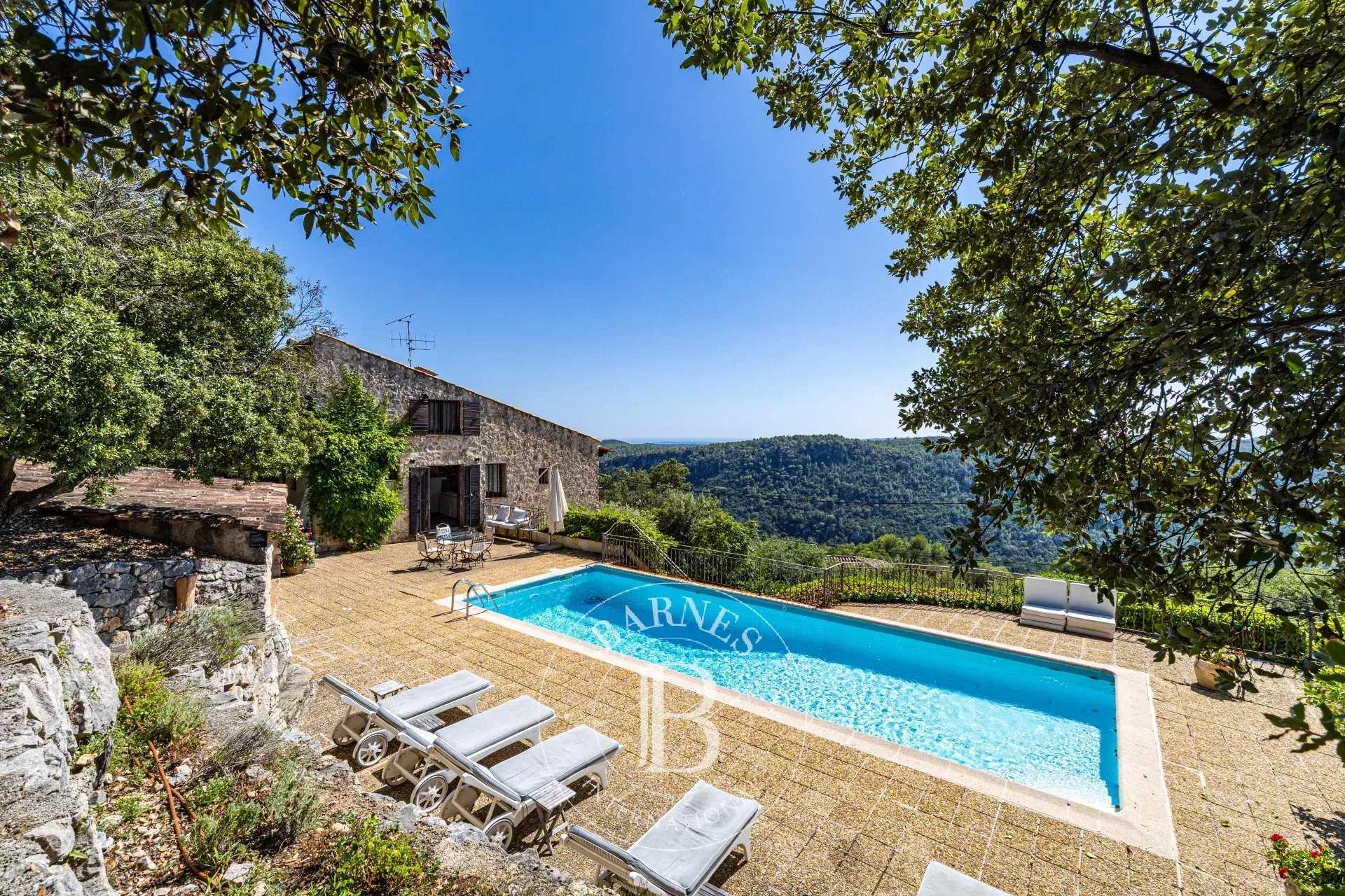 Villa Tourrettes-sur-Loup  -  ref 83211206 (picture 2)