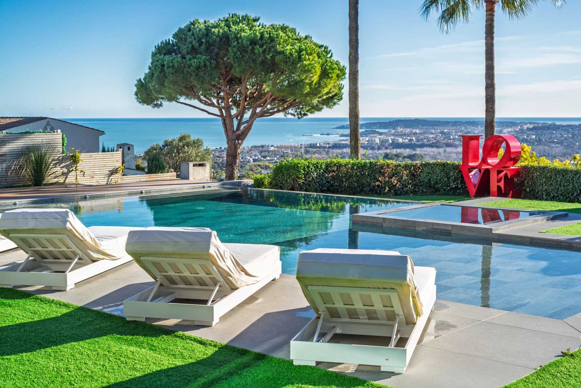 Villa Villeneuve-Loubet  -  ref 86589729 (picture 1)