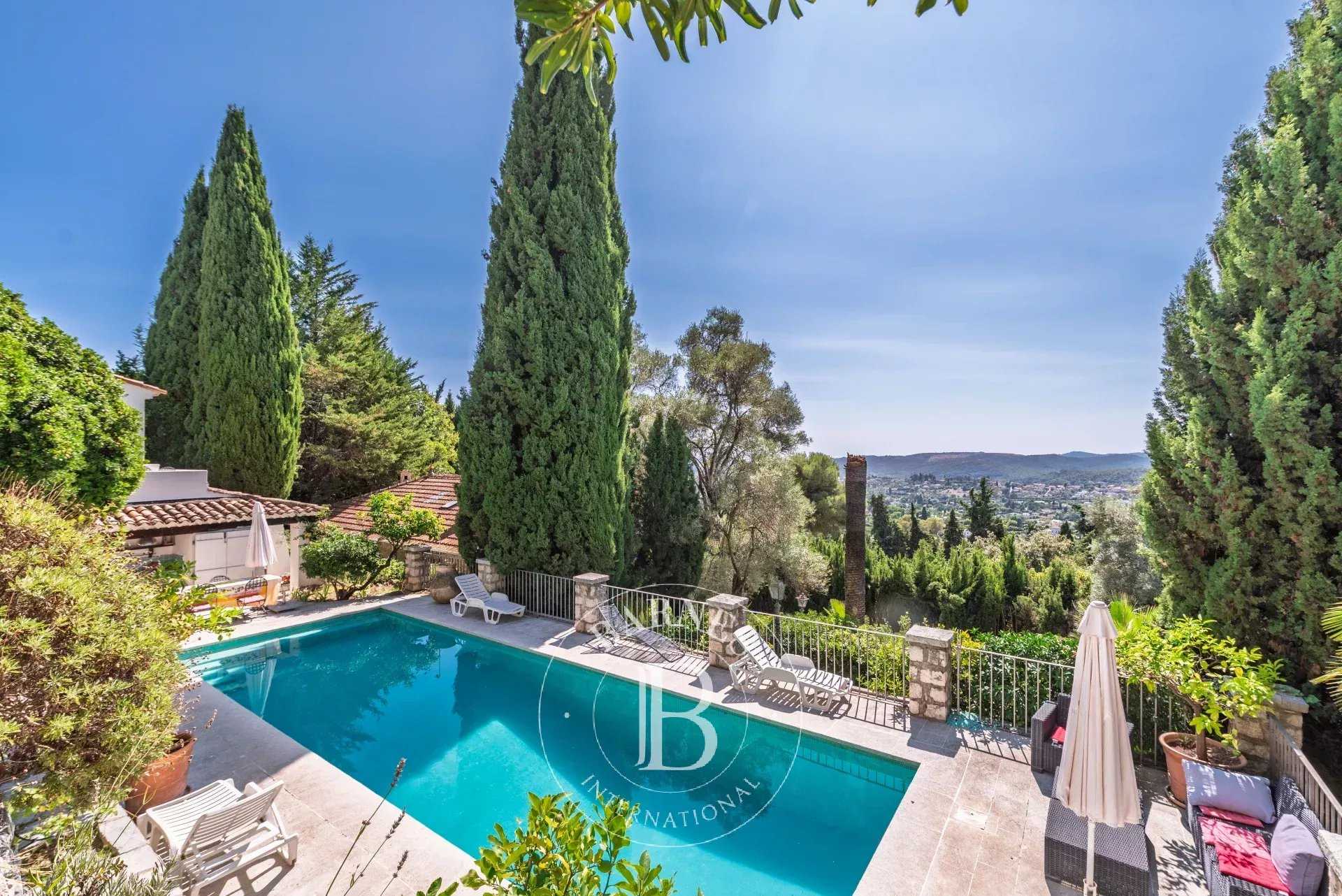 Saint-Paul-de-Vence  - Villa 15 Pi&egrave;ces 7 Chambres