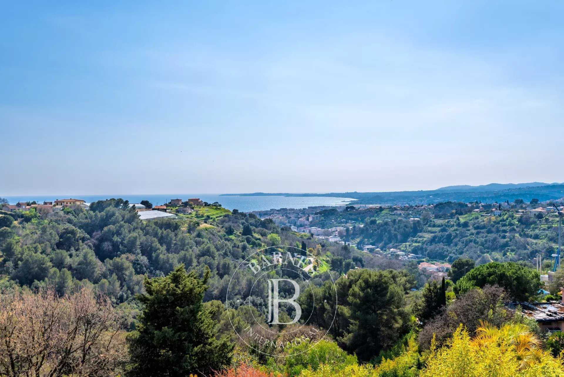 Villa Cagnes-sur-Mer  -  ref 86463761 (picture 1)