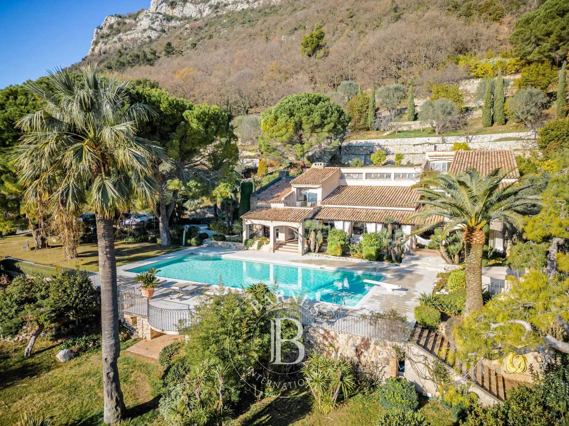 Property Vence  -  ref 82205664 (picture 3)