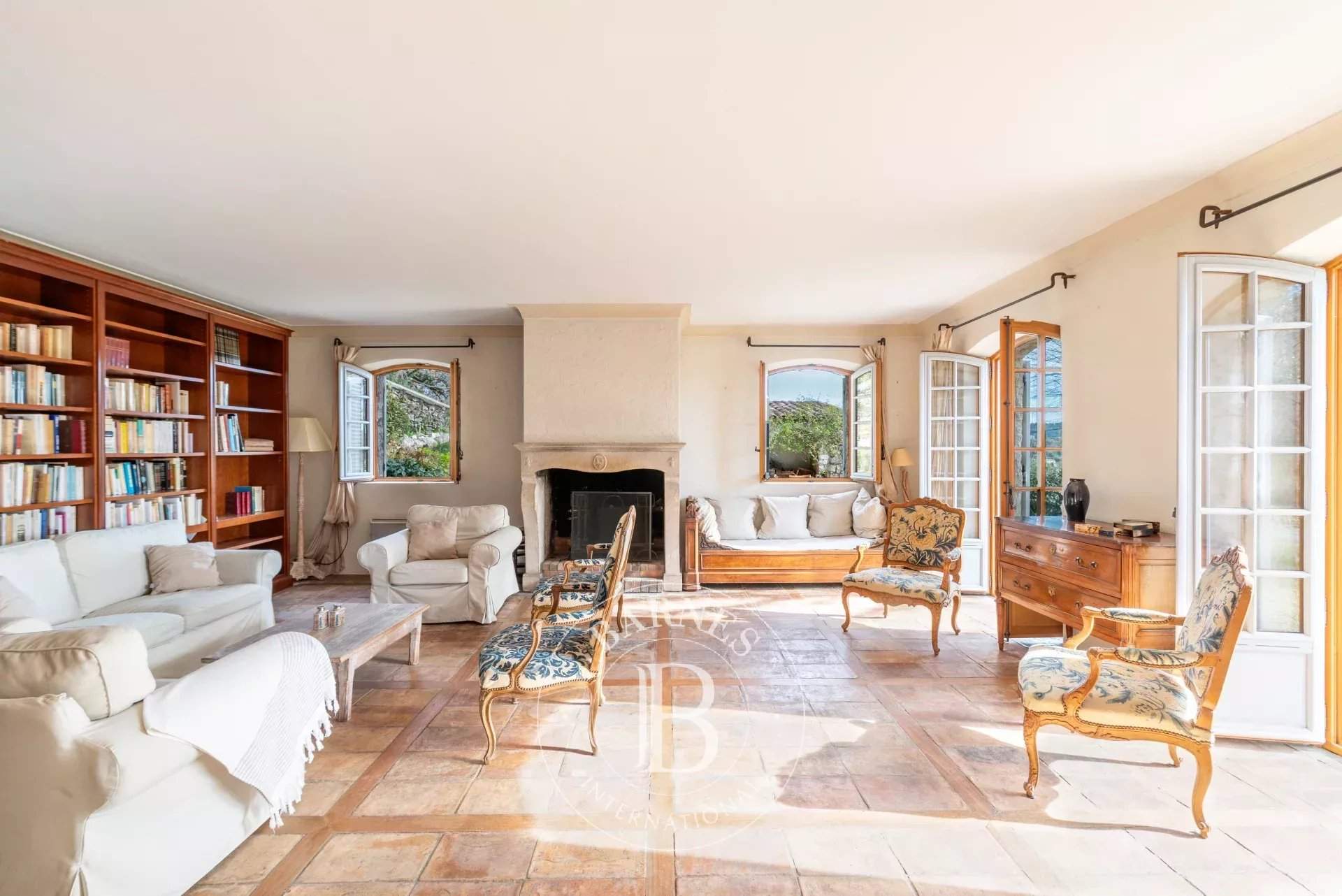 La Colle-sur-Loup  - Property 4 Bedrooms - picture 7