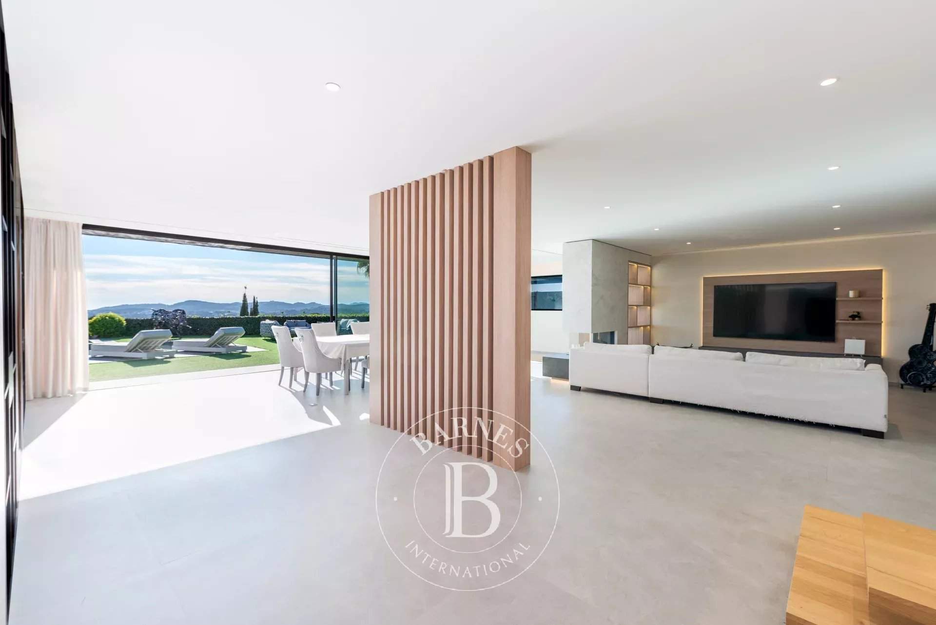 Villeneuve-Loubet  - Villa 10 Pi&egrave;ces 5 Chambres - picture 5