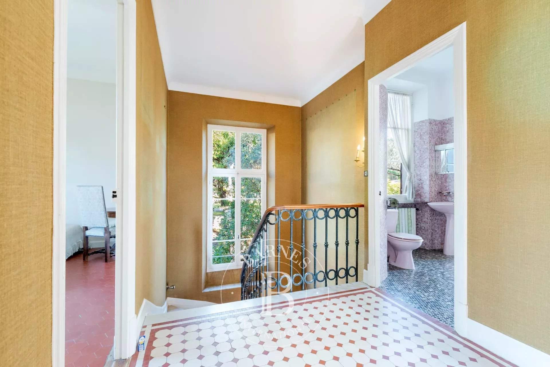 Saint-Paul-de-Vence  - Villa 8 Pi&egrave;ces 4 Chambres - picture 14