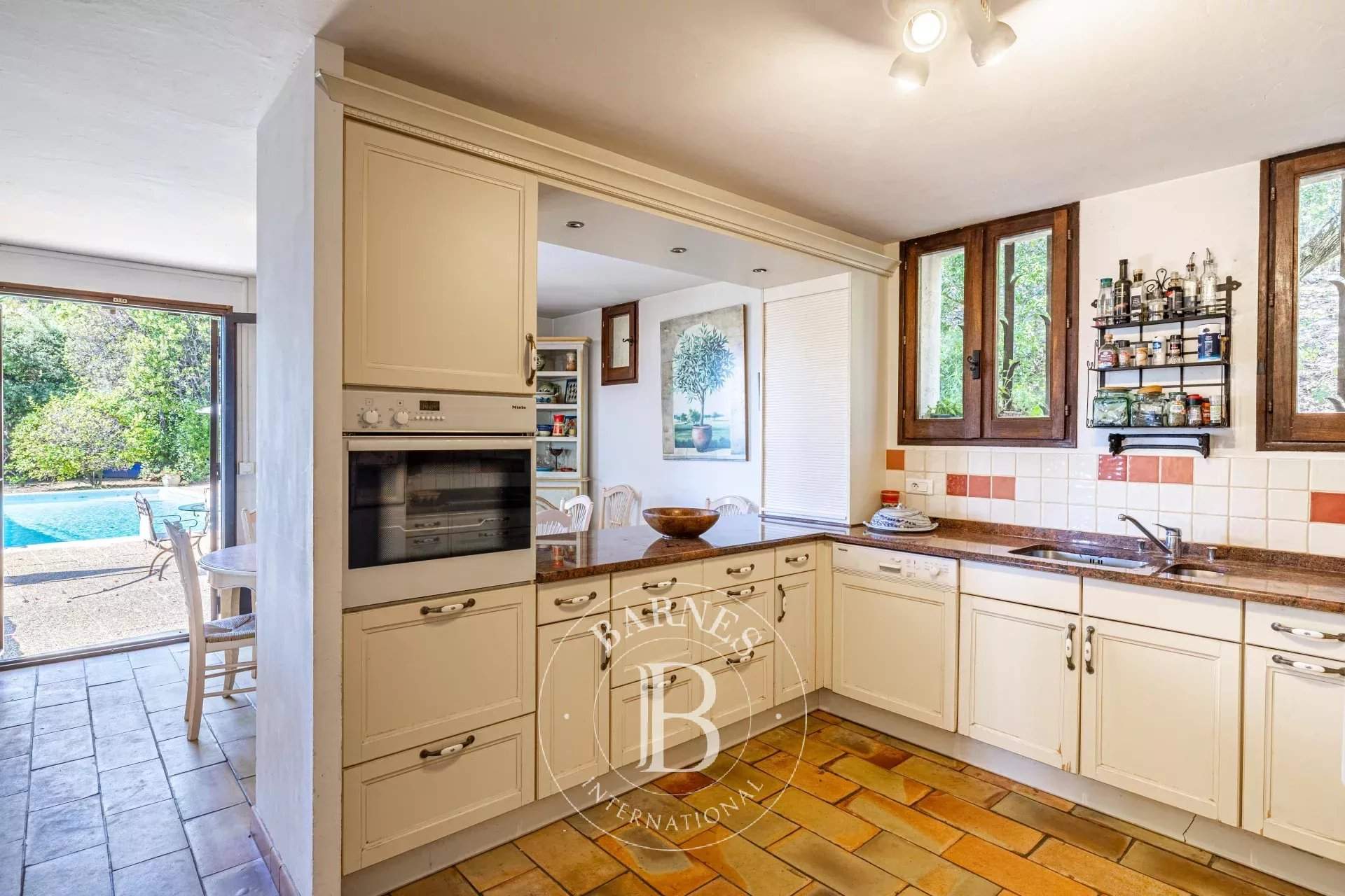 Tourrettes-sur-Loup  - Villa 6 Bedrooms - picture 7