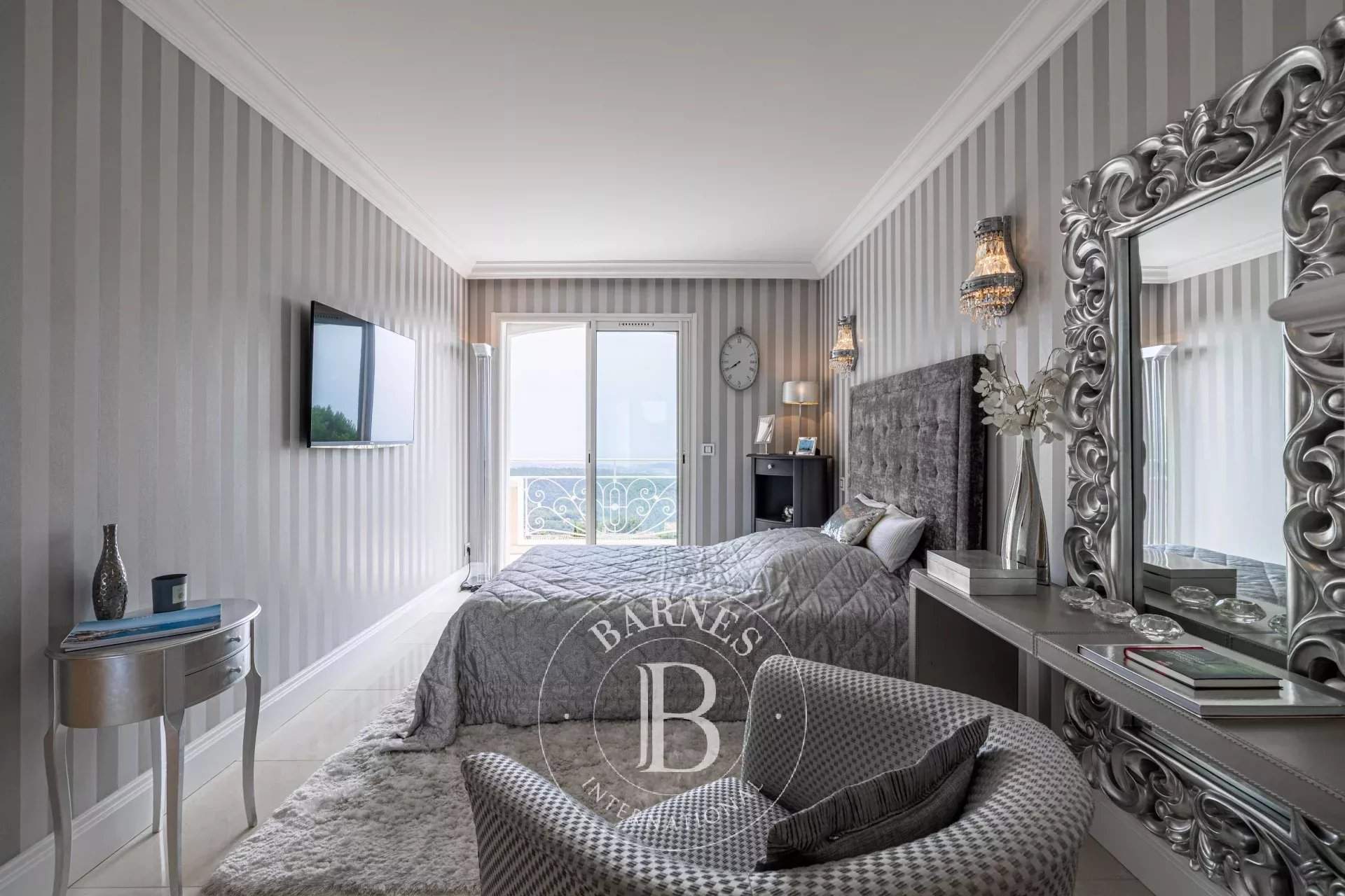 Tourrettes-sur-Loup  - Villa 3 Bedrooms - picture 14