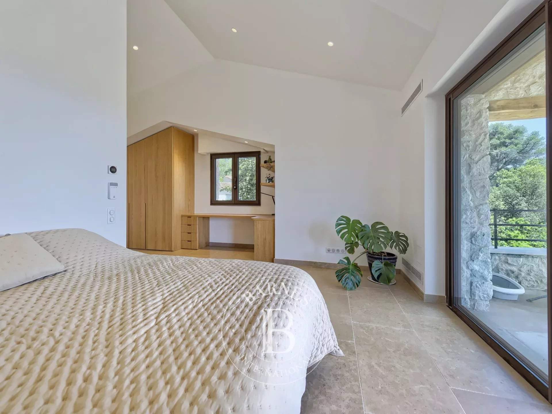 Saint-Paul-de-Vence  - Villa 7 Pi&egrave;ces 4 Chambres - picture 13