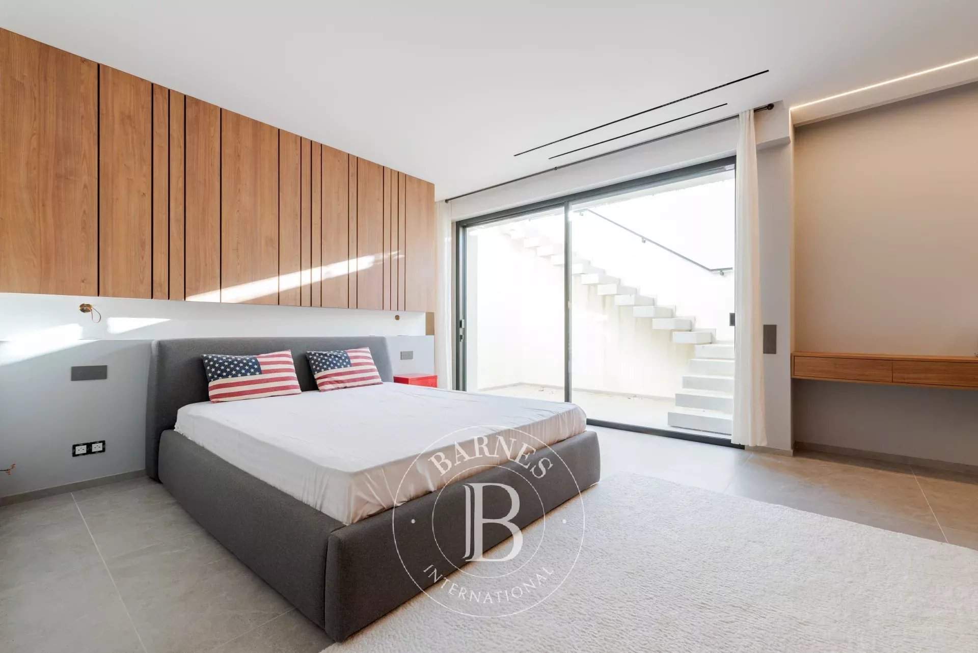 Villeneuve-Loubet  - Villa 10 Pi&egrave;ces 5 Chambres - picture 13