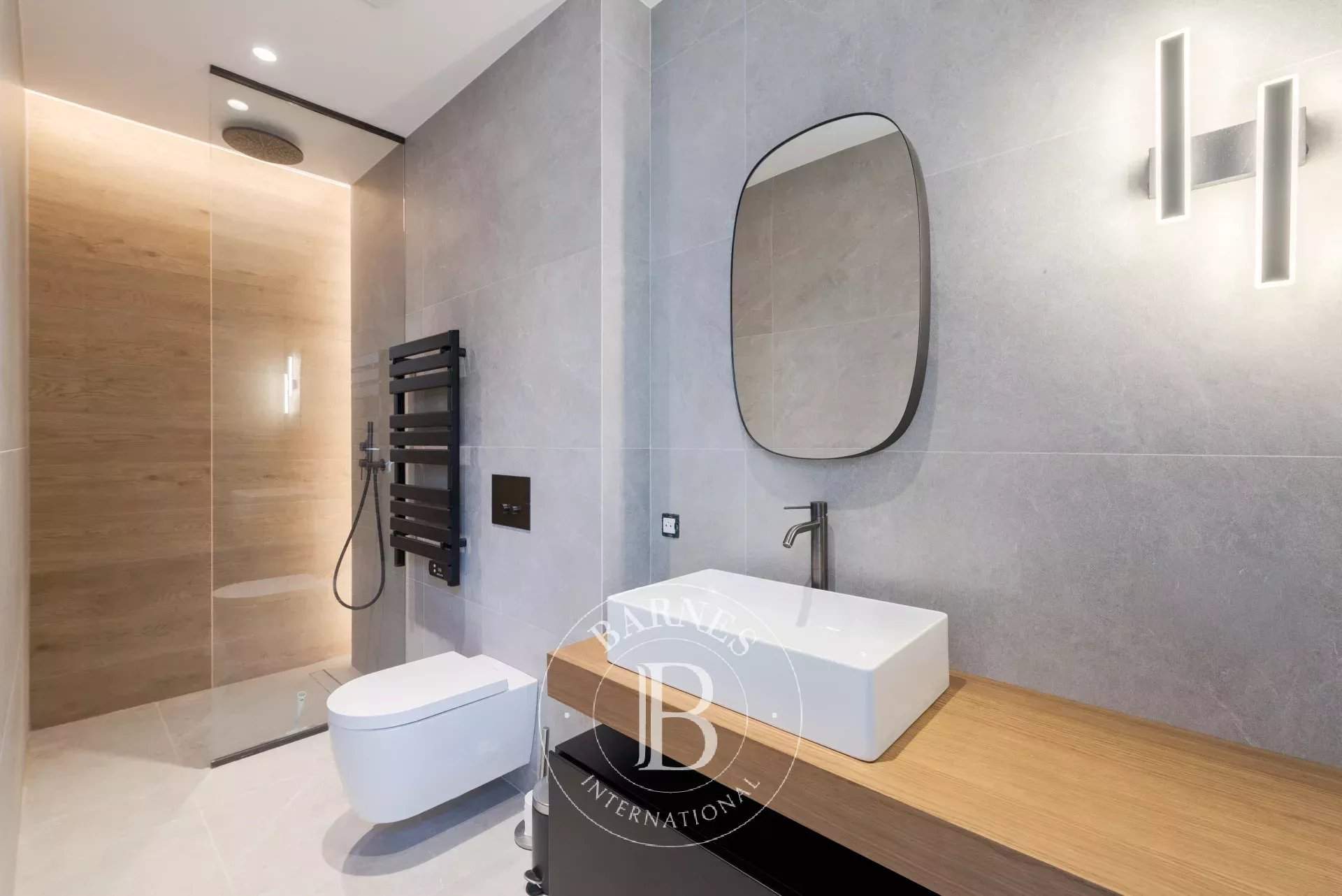 Villeneuve-Loubet  - Villa 10 Pi&egrave;ces 5 Chambres - picture 12