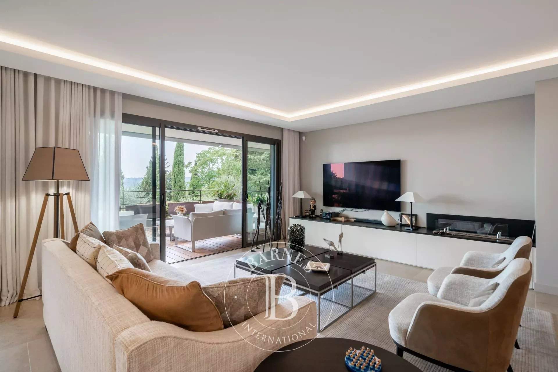 Saint-Paul-de-Vence  - Apartment 3 Bedrooms - picture 9