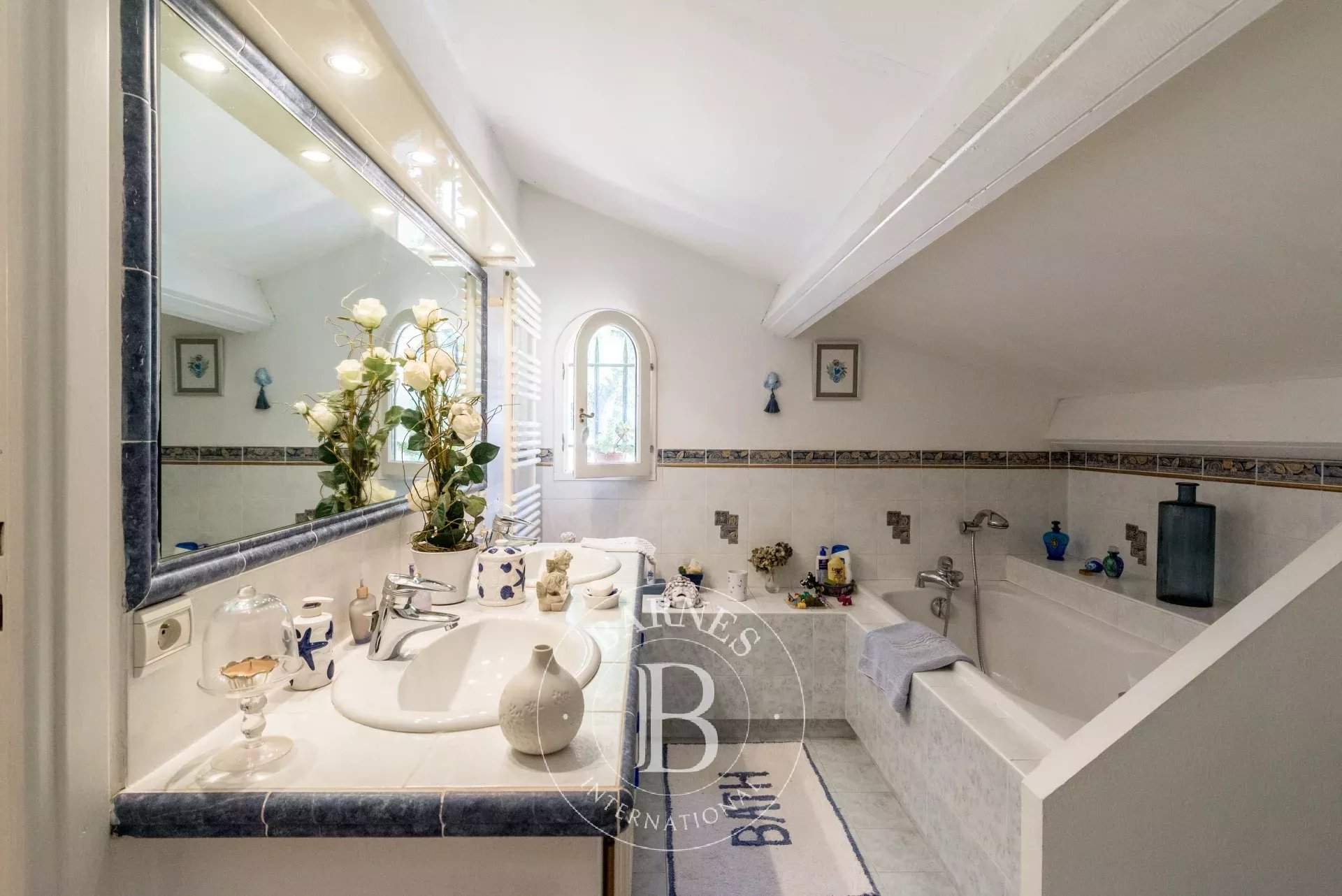 Saint-Paul-de-Vence  - Villa 4 Bedrooms - picture 18