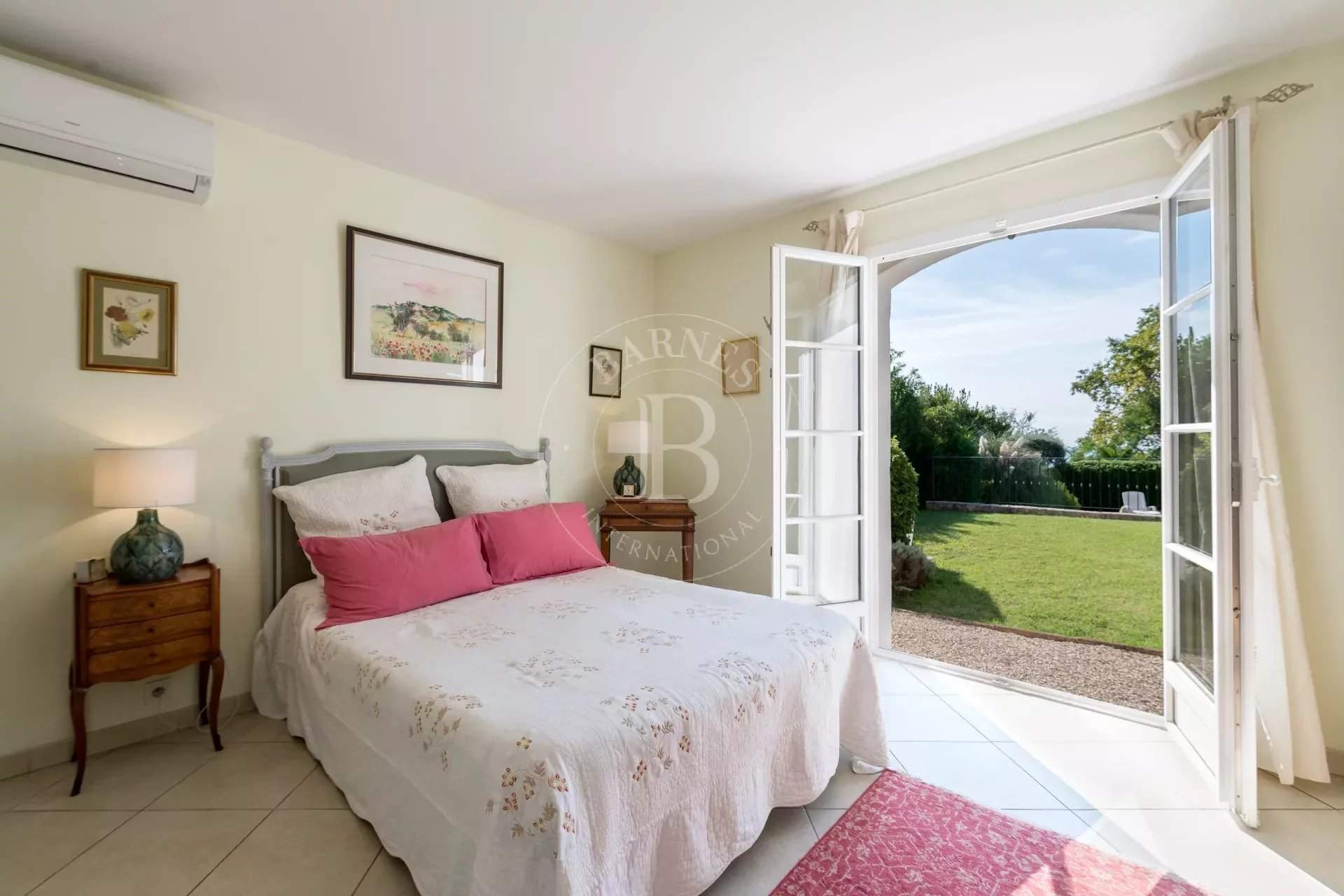 Vence  - Villa 4 Bedrooms - picture 9