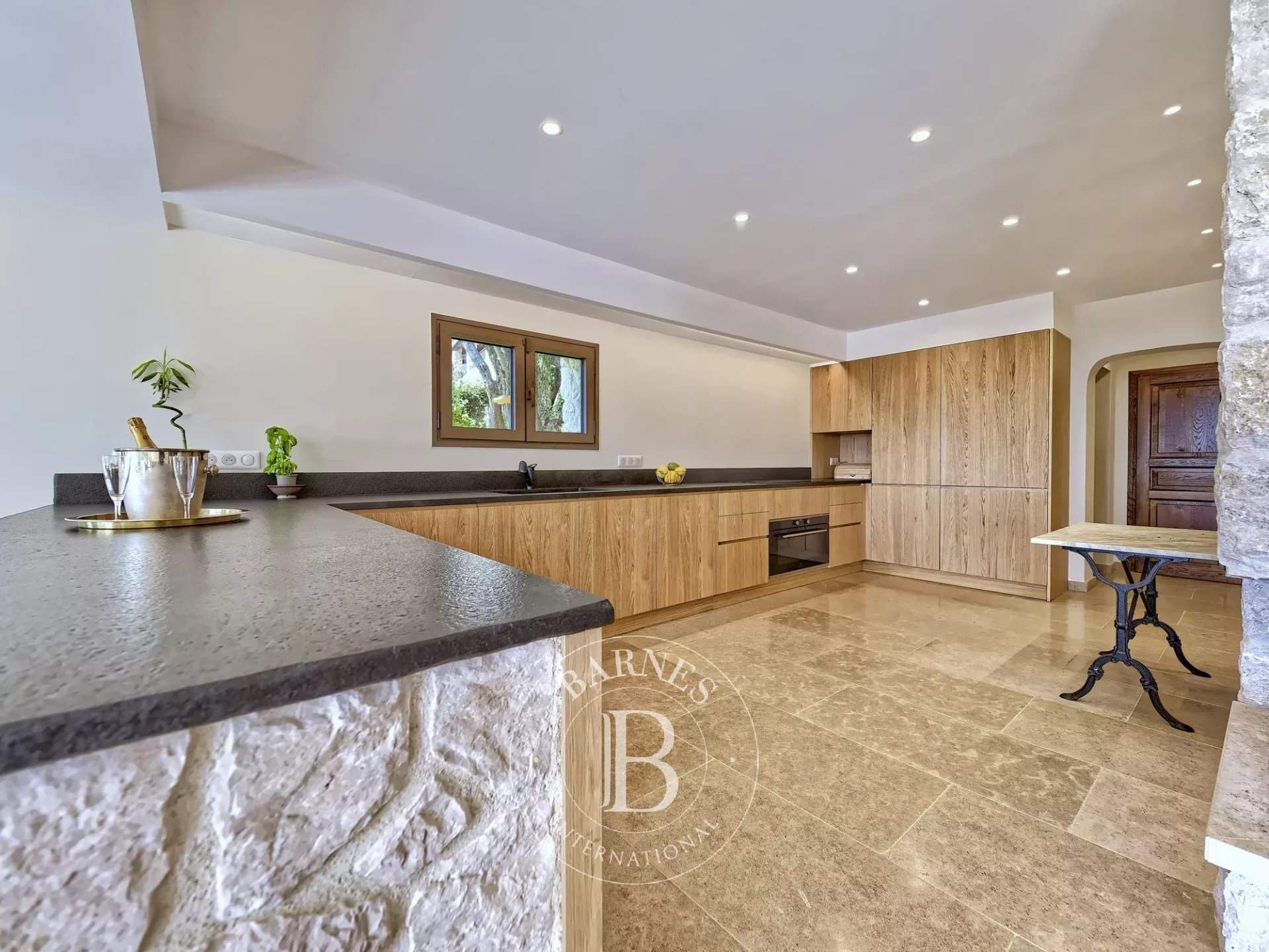 Saint-Paul-de-Vence  - Villa 7 Pi&egrave;ces 4 Chambres - picture 6