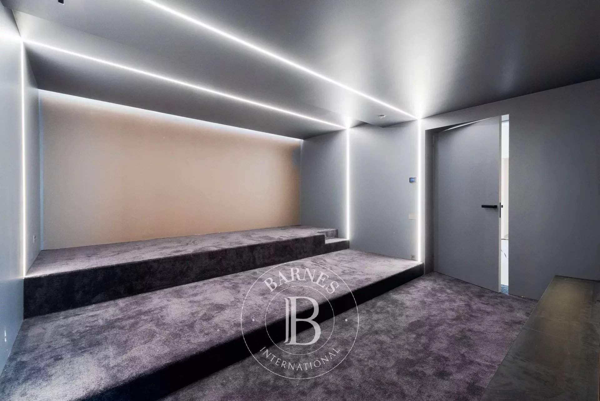 Villeneuve-Loubet  - Villa 10 Pi&egrave;ces 5 Chambres - picture 14