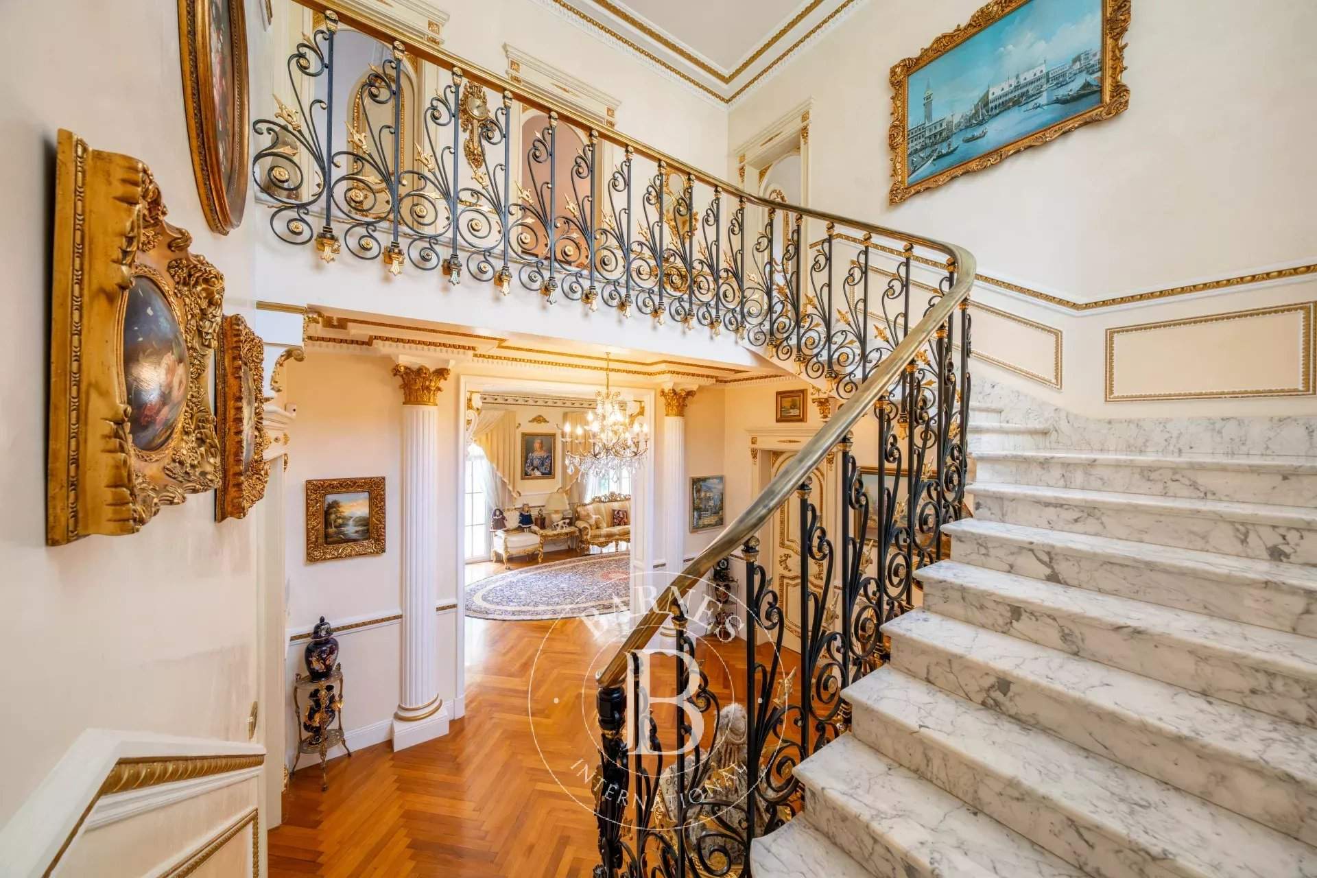Cagnes-sur-Mer  - Villa 7 Pi&egrave;ces 5 Chambres - picture 15