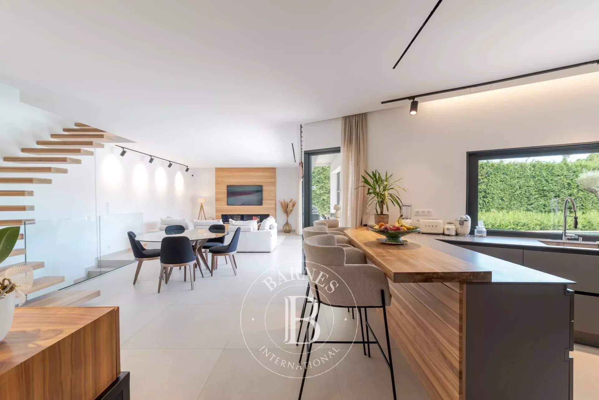 Saint-Paul-de-Vence  - Villa 4 Bedrooms - picture 9